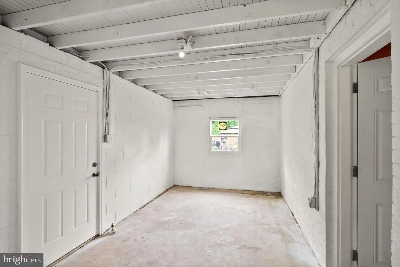 Chantilly, Virginia 20151, United States, 4 Bedrooms Bedrooms, ,2 BathroomsBathrooms,Residential,Active,154462