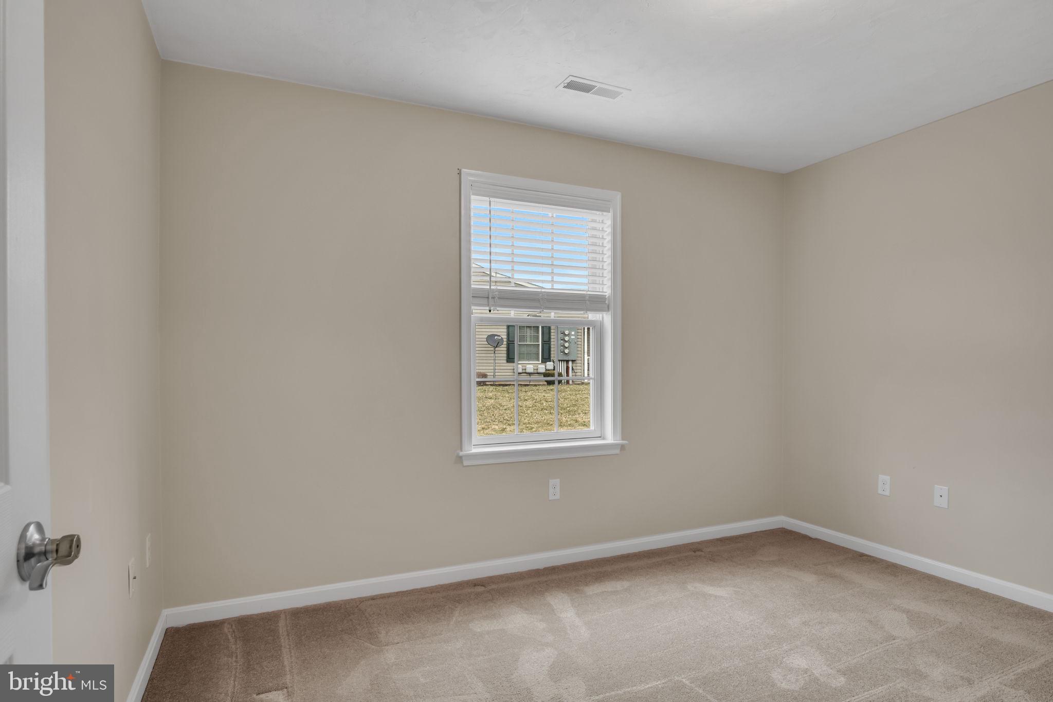 ROTH'S FARM VILLAGE - Residential