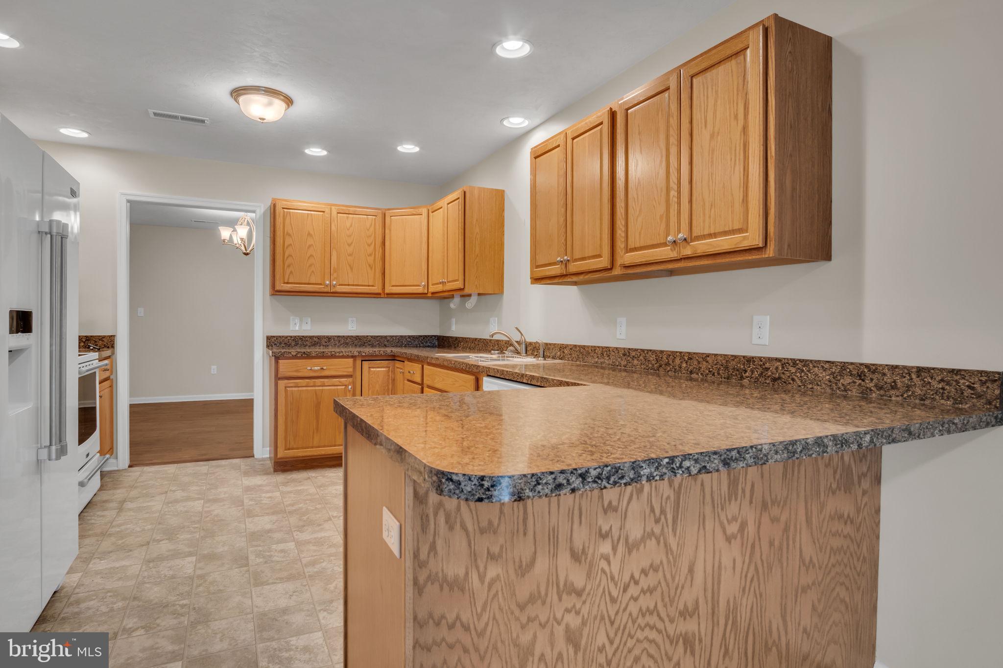 ROTH'S FARM VILLAGE - Residential