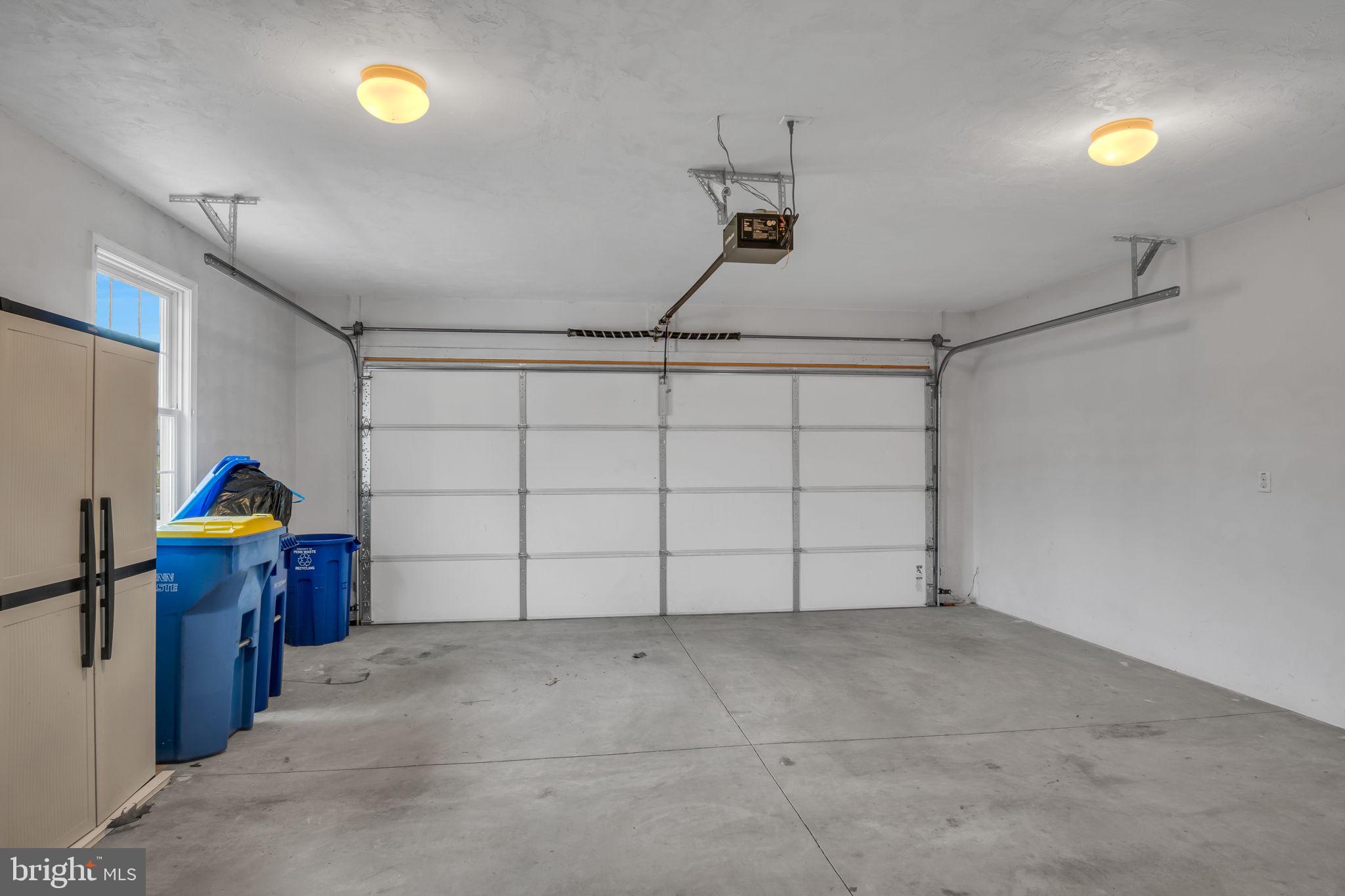 ROTH'S FARM VILLAGE - Residential