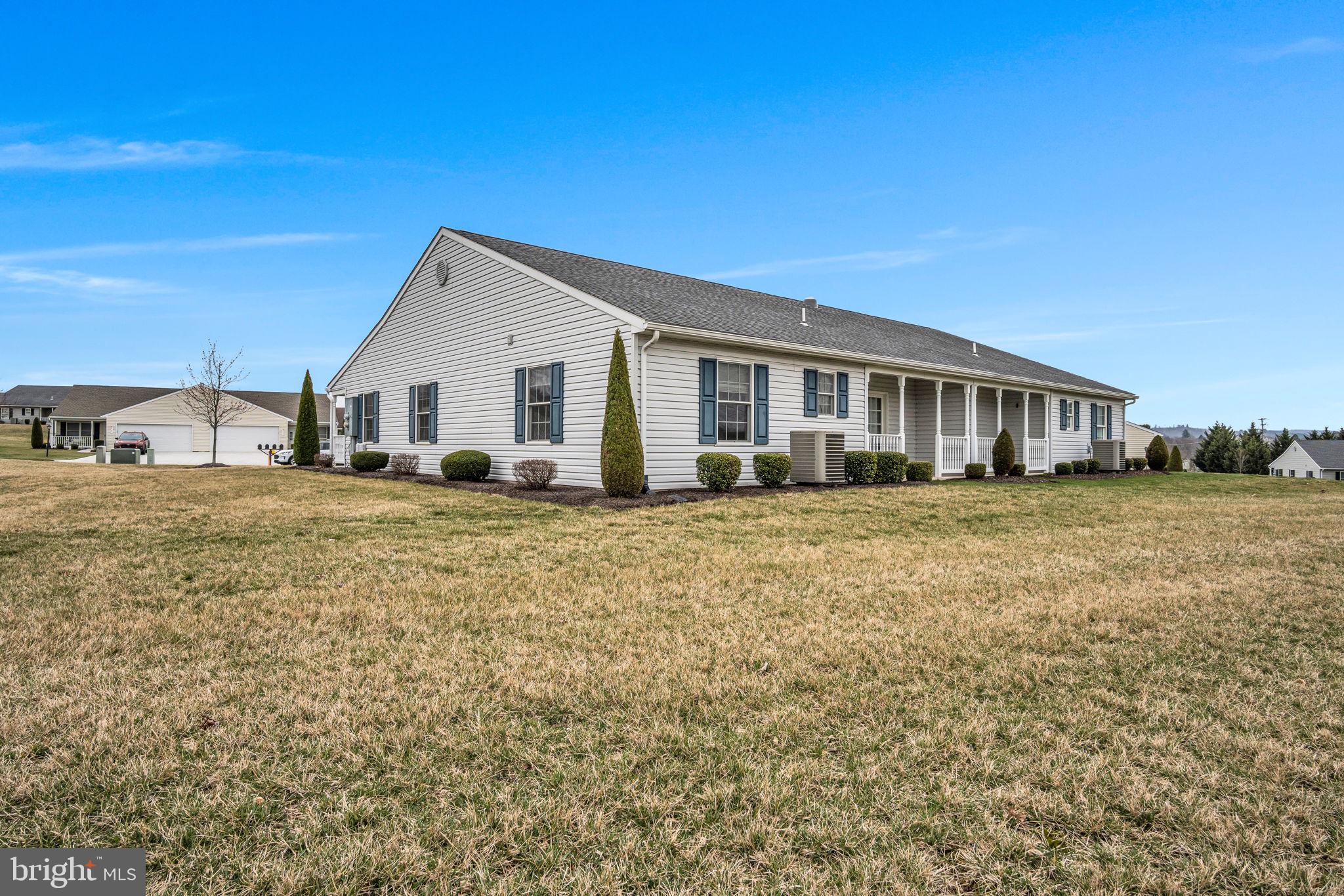 ROTH'S FARM VILLAGE - Residential