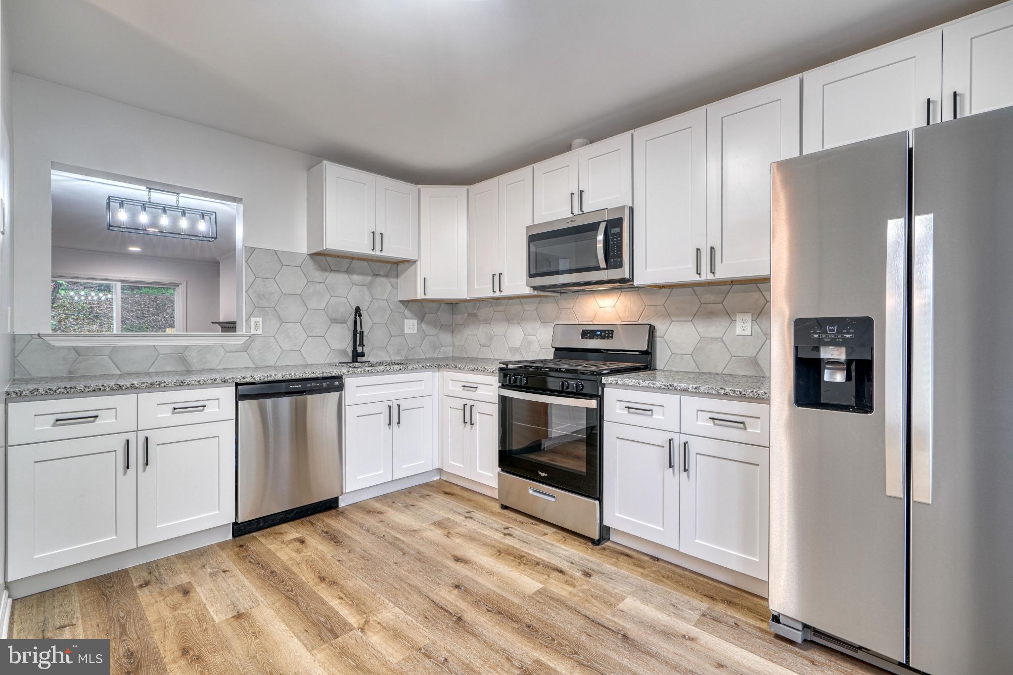 BROOKFALLS - Residential Lease