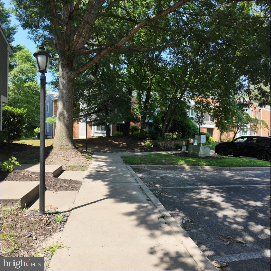TREEHOUSES II OF R - Residential Lease