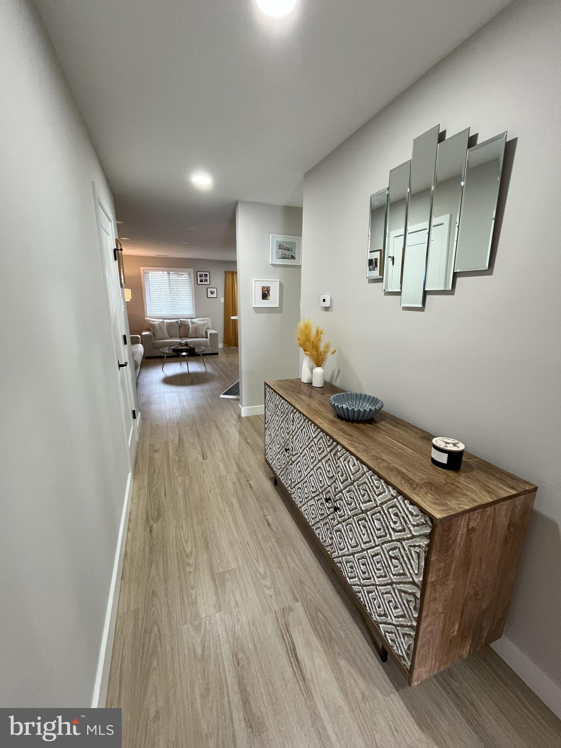 TREEHOUSES II OF R - Residential Lease