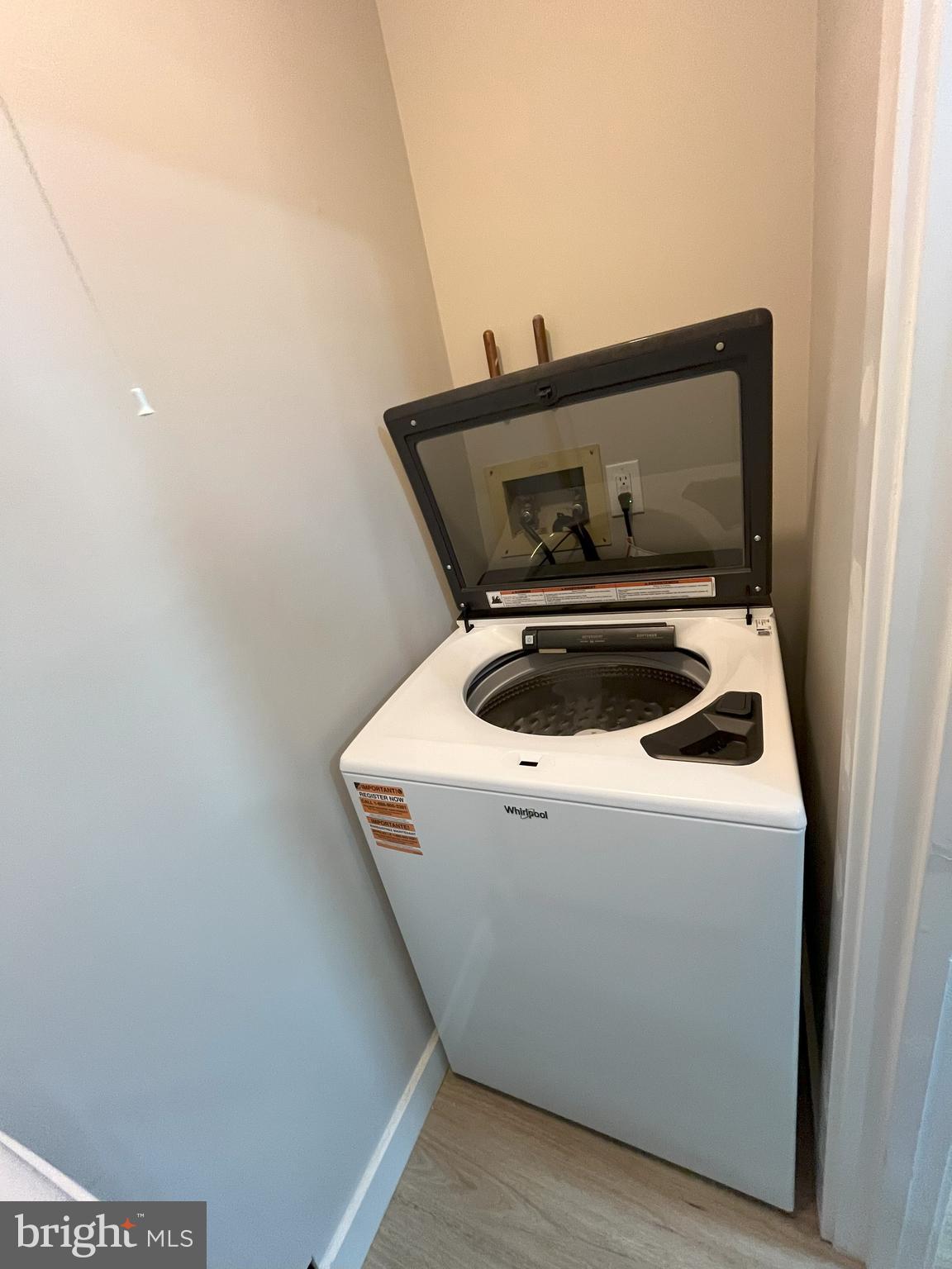 TREEHOUSES II OF R - Residential Lease