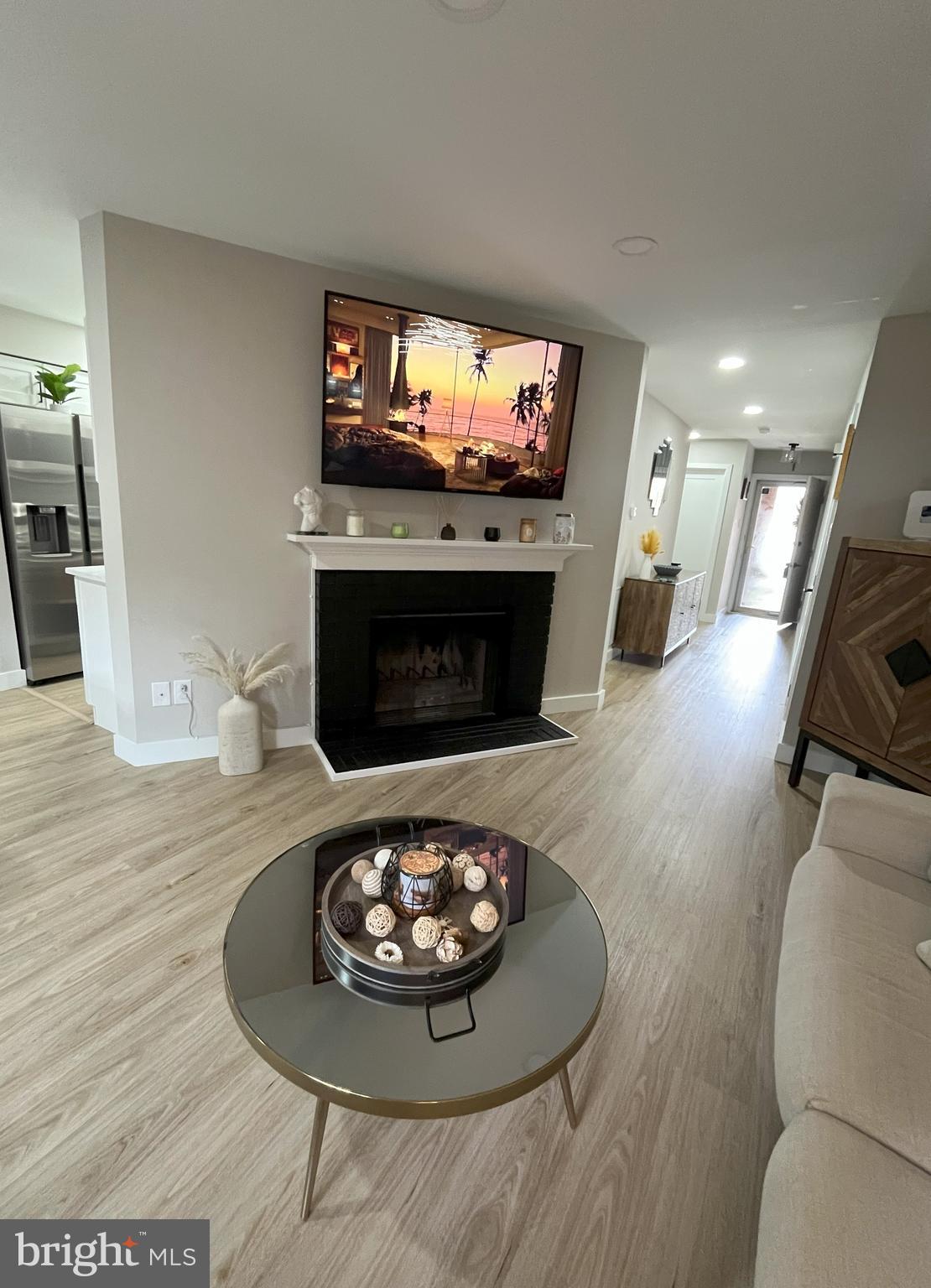 TREEHOUSES II OF R - Residential Lease