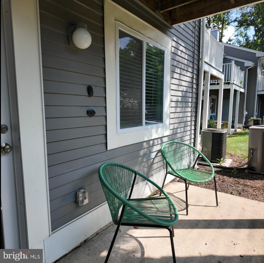 TREEHOUSES II OF R - Residential Lease