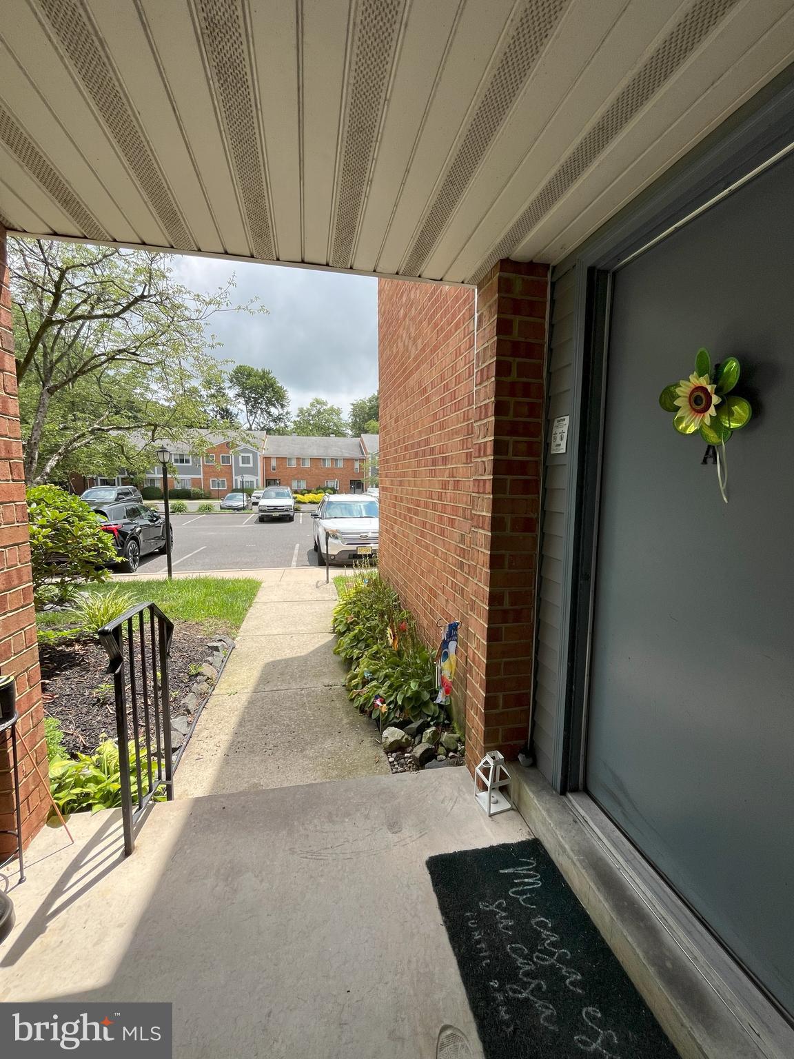 TREEHOUSES II OF R - Residential Lease