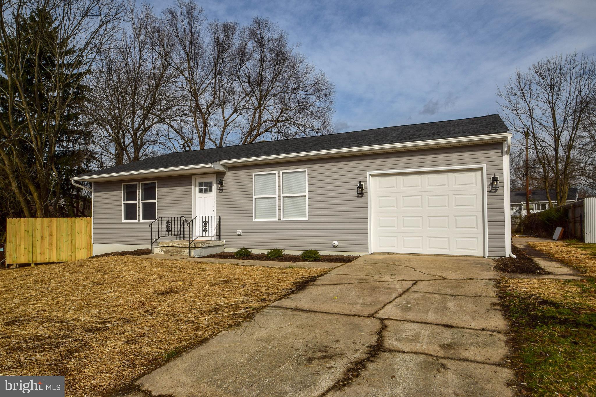 EDGE MEAD - Residential