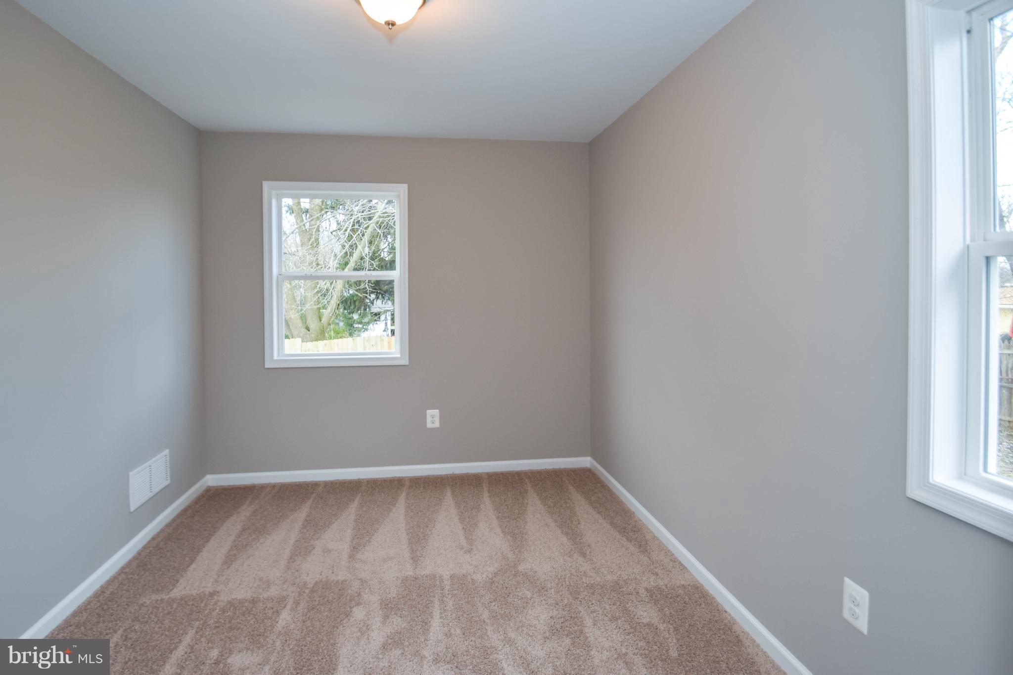 EDGE MEAD - Residential