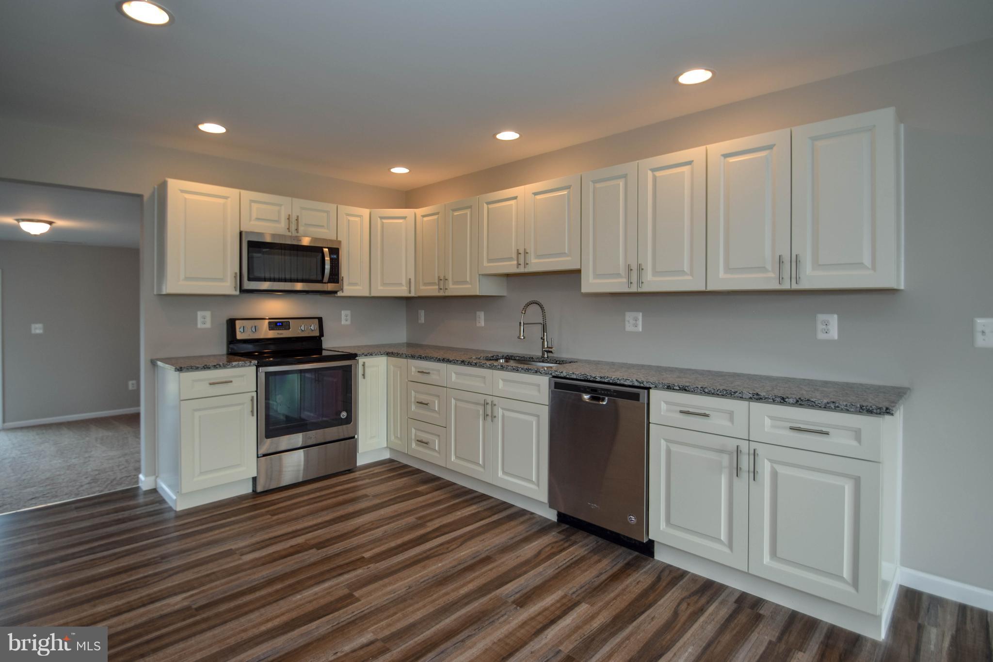 EDGE MEAD - Residential