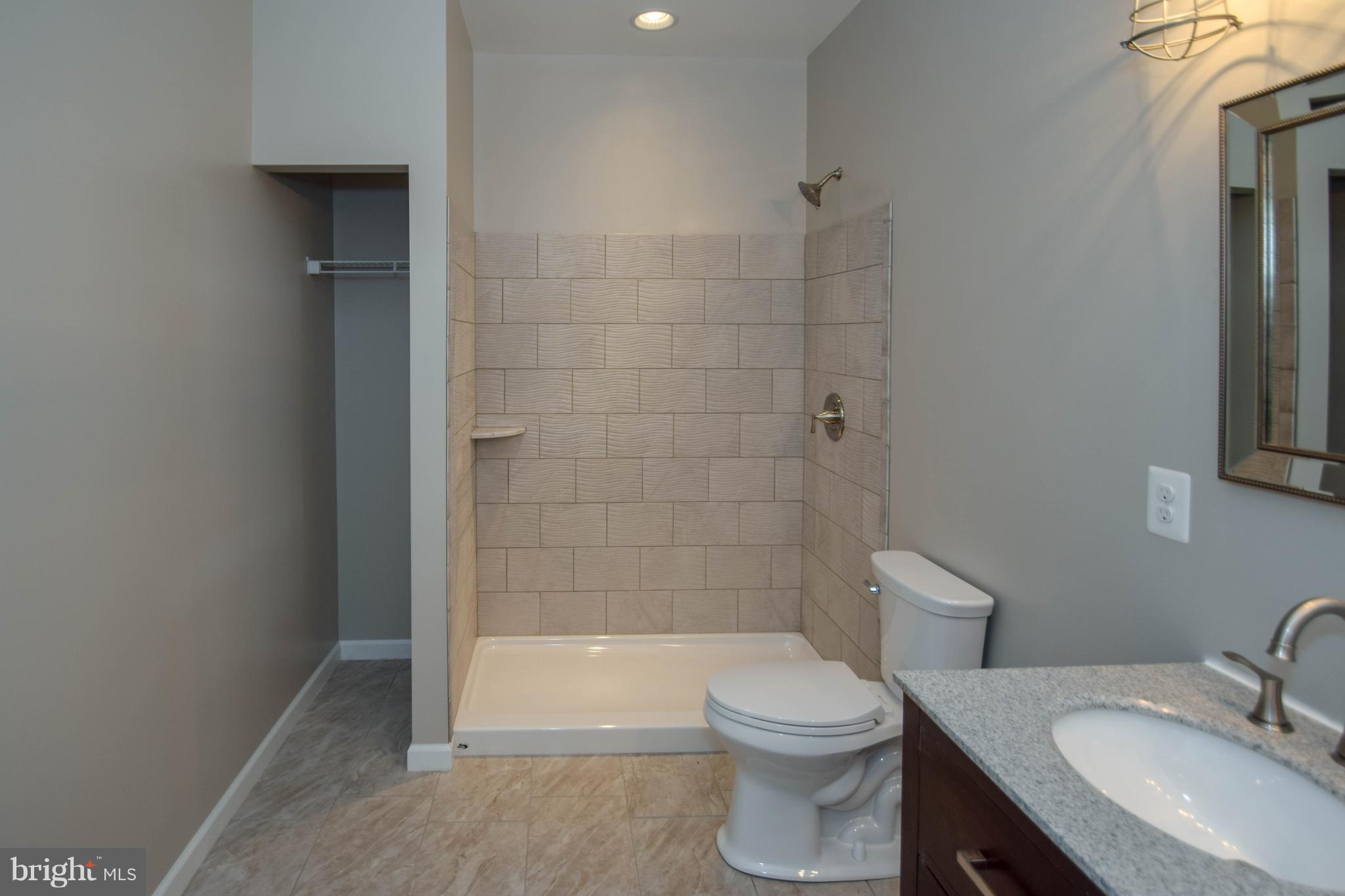 EDGE MEAD - Residential