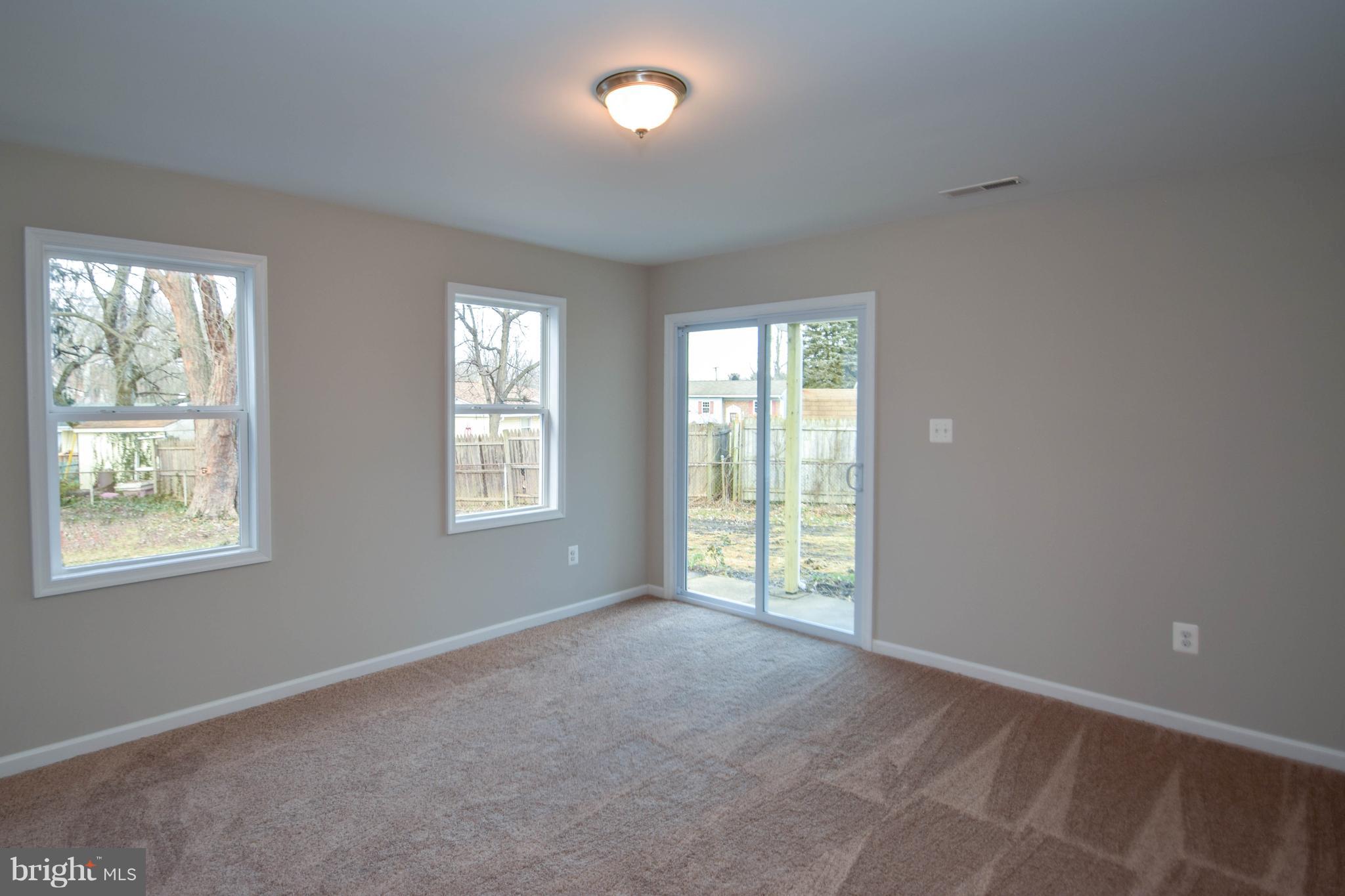 EDGE MEAD - Residential