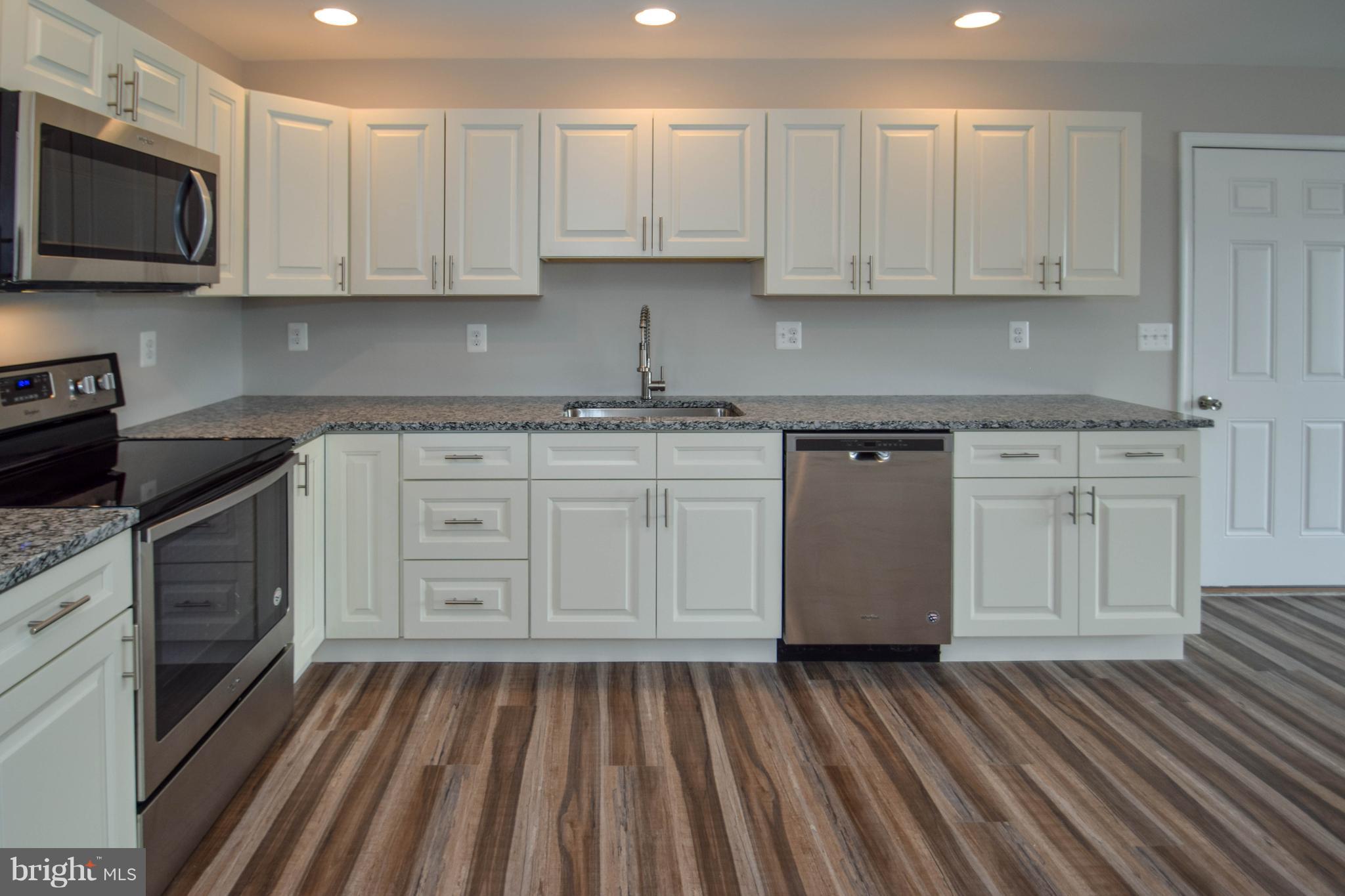 EDGE MEAD - Residential