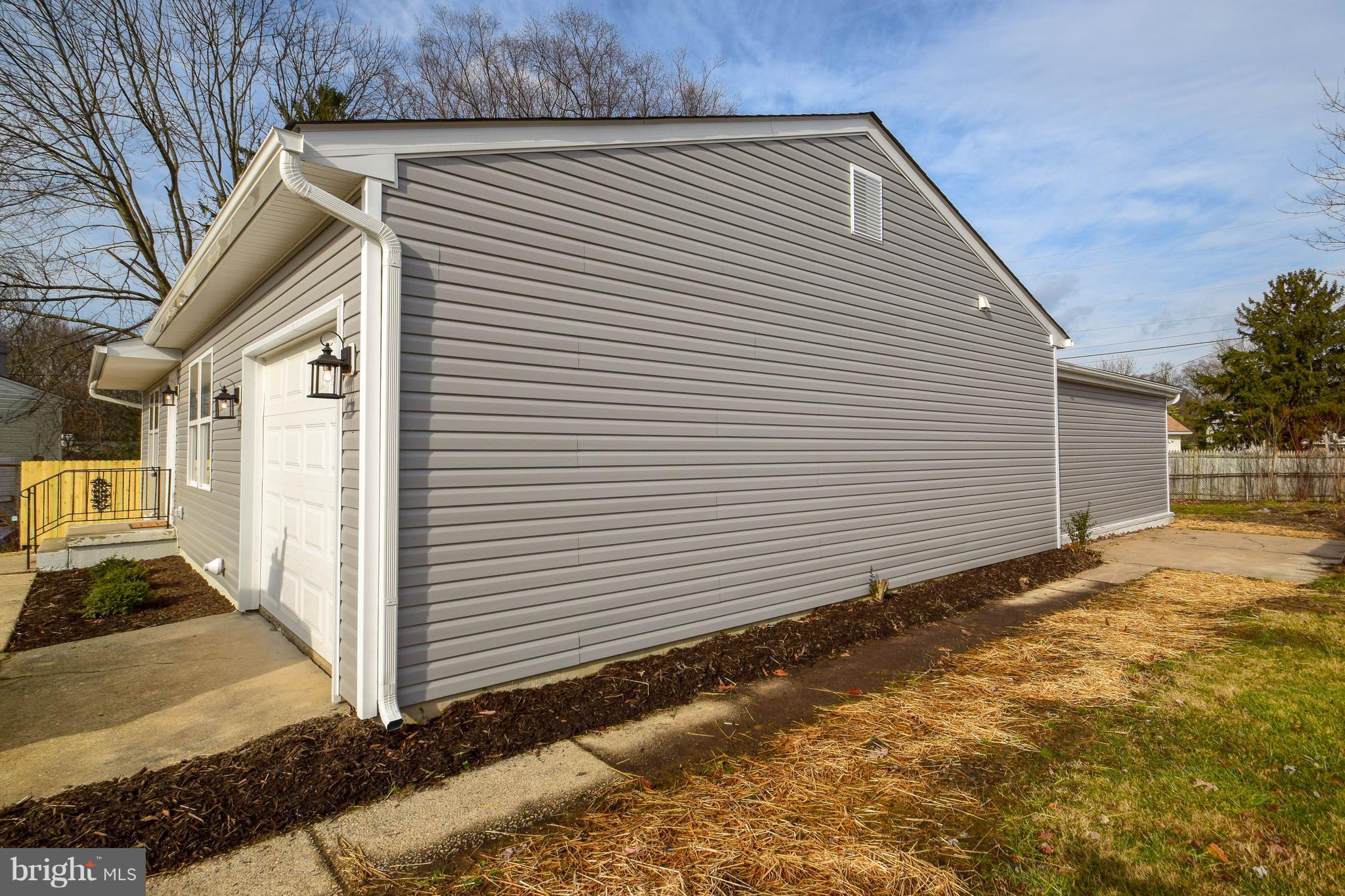 EDGE MEAD - Residential