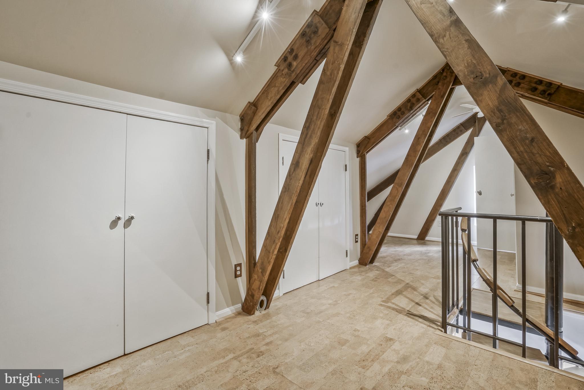 FAIRLINGTON VILLAGE - Residential