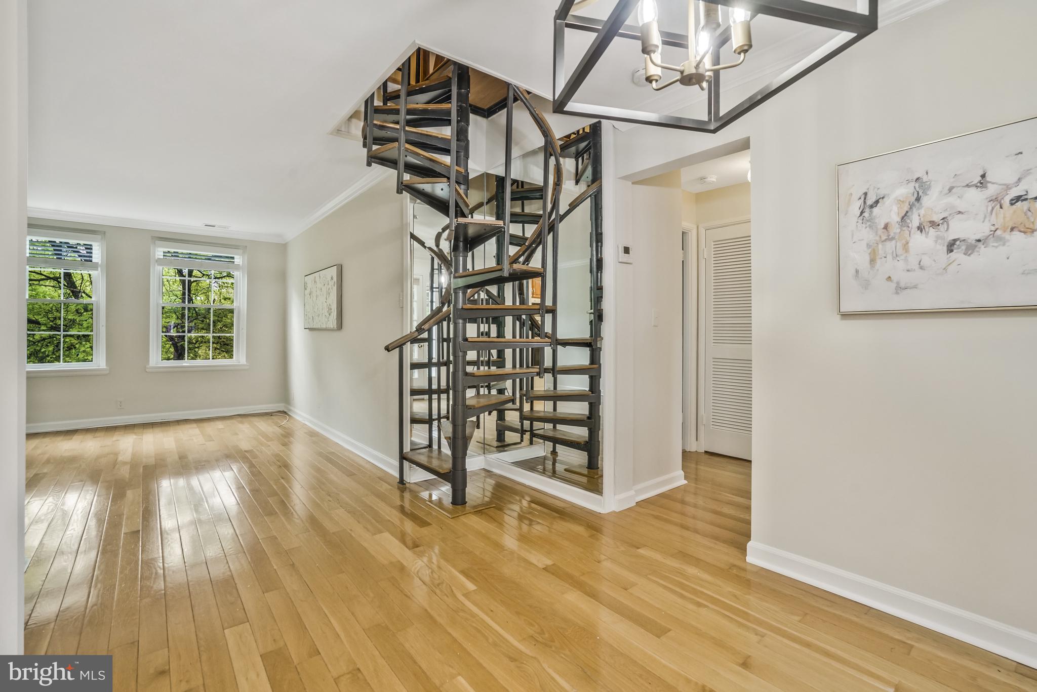 FAIRLINGTON VILLAGE - Residential