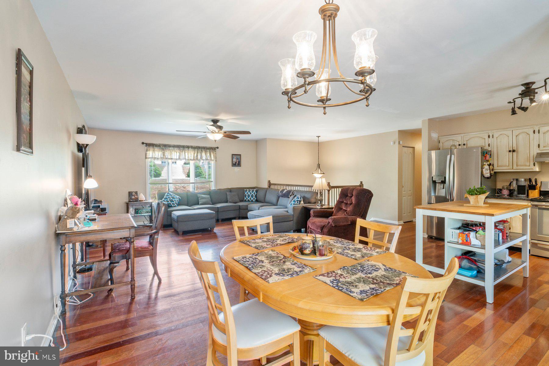 WALNUT RIDGE - Residential