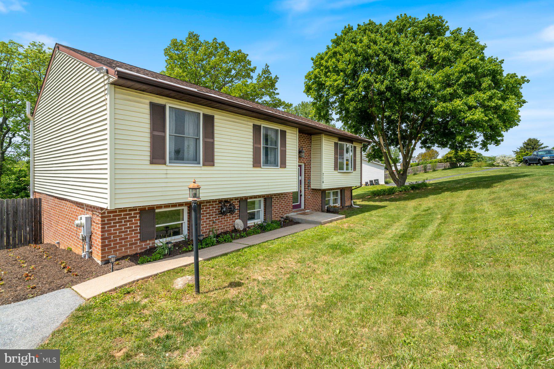 WALNUT RIDGE - Residential