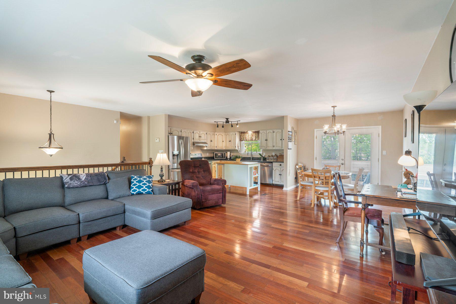 WALNUT RIDGE - Residential