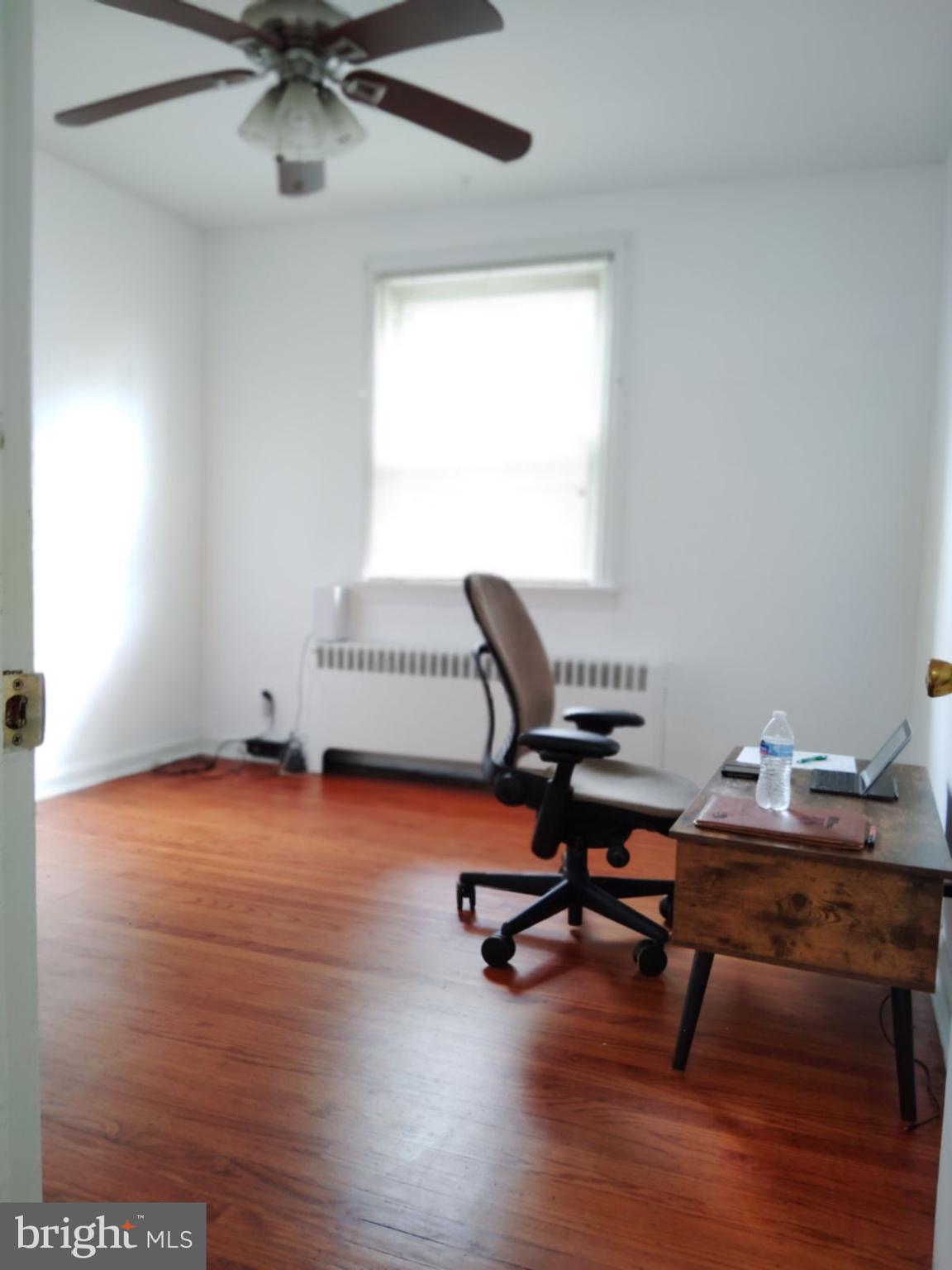 WEST OAK LANE - Residential Lease