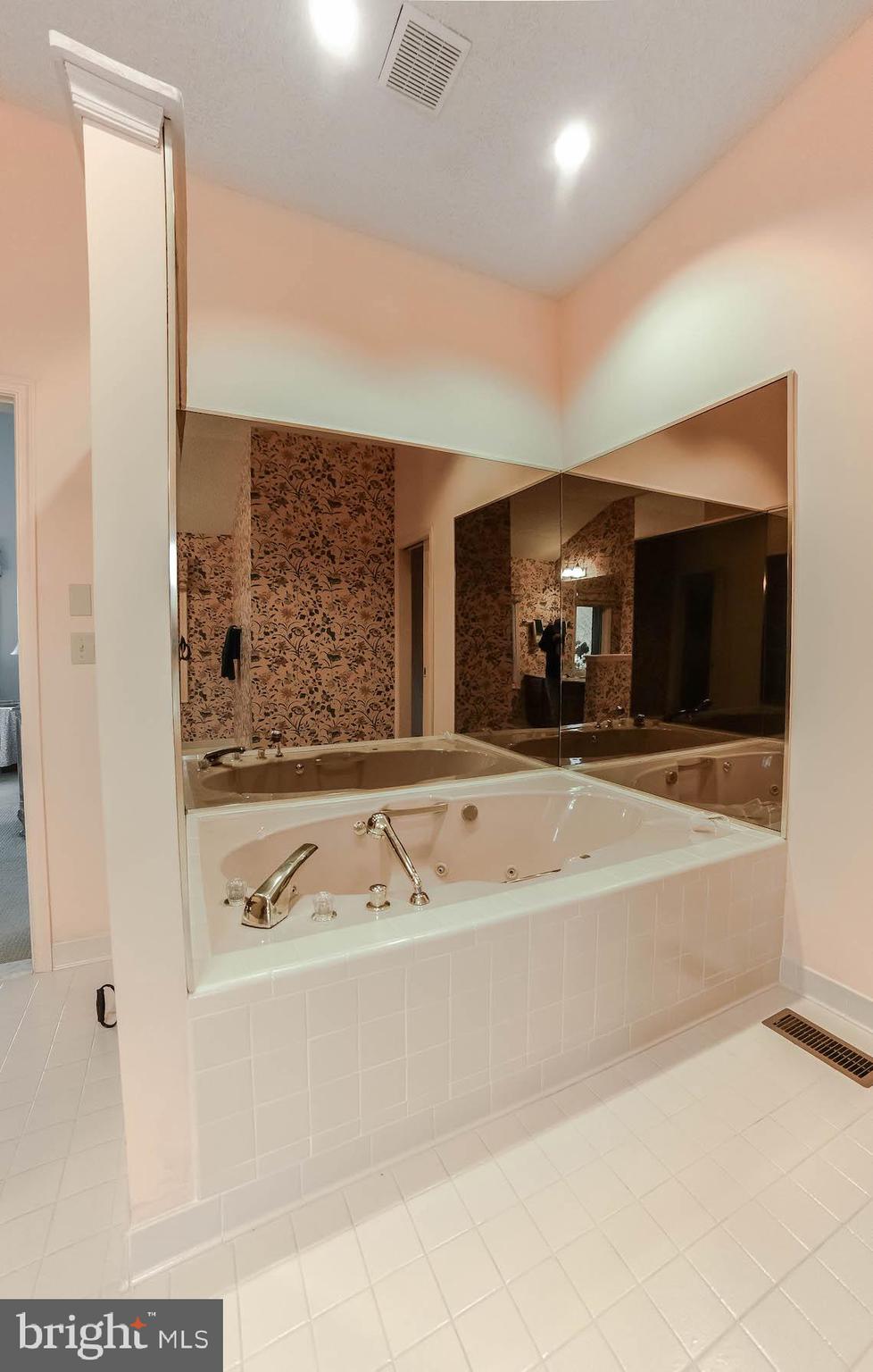 HALF PONE POINT - Residential