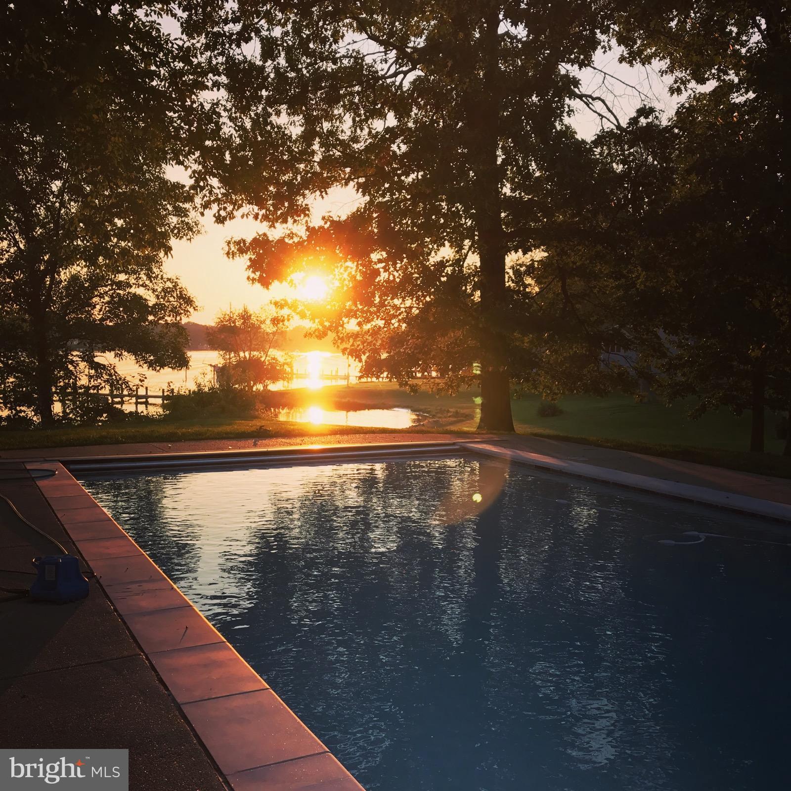 HALF PONE POINT - Residential