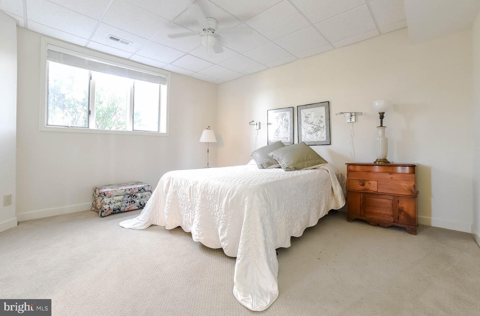 HALF PONE POINT - Residential