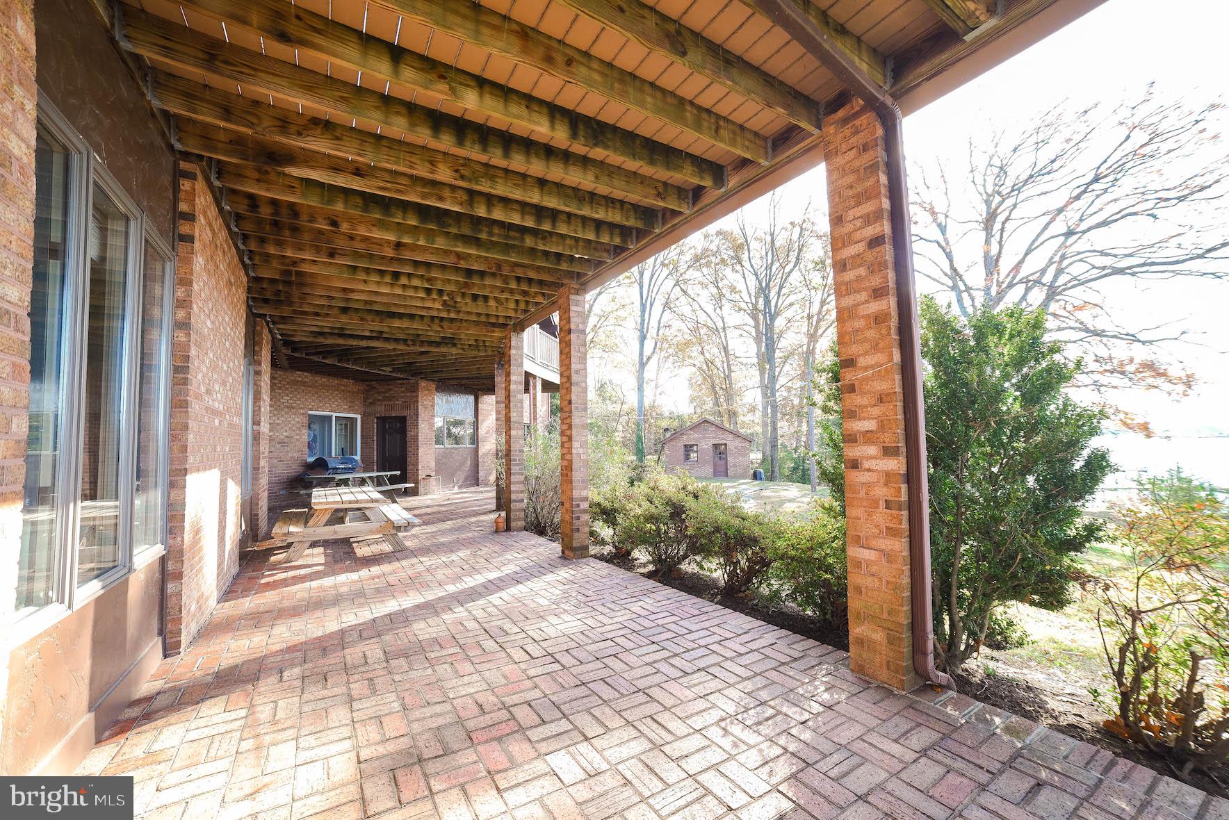 HALF PONE POINT - Residential