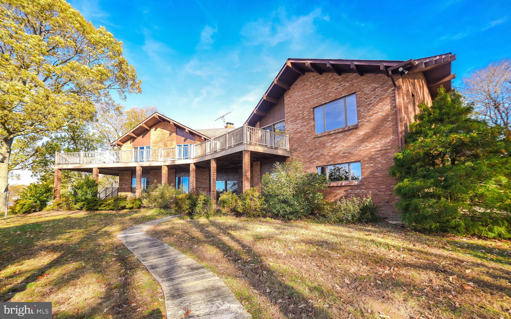 HALF PONE POINT - Residential