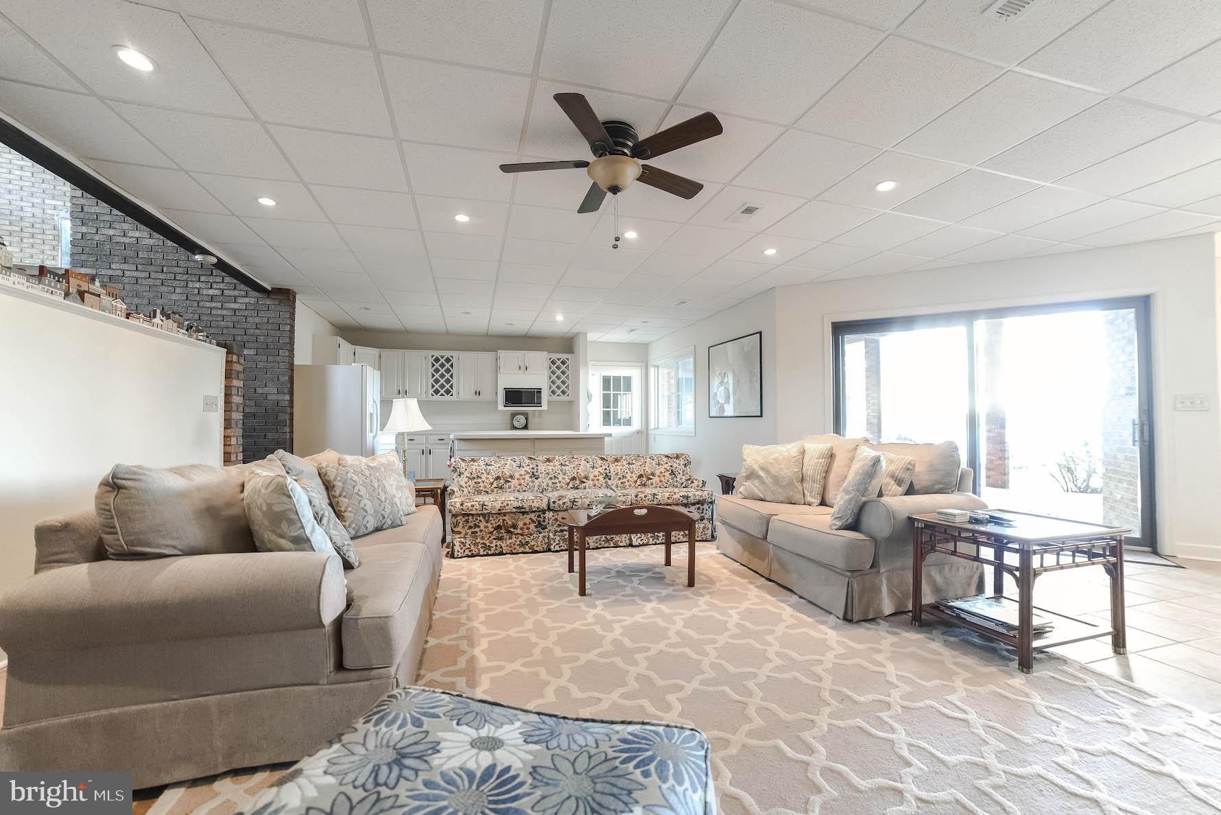 HALF PONE POINT - Residential