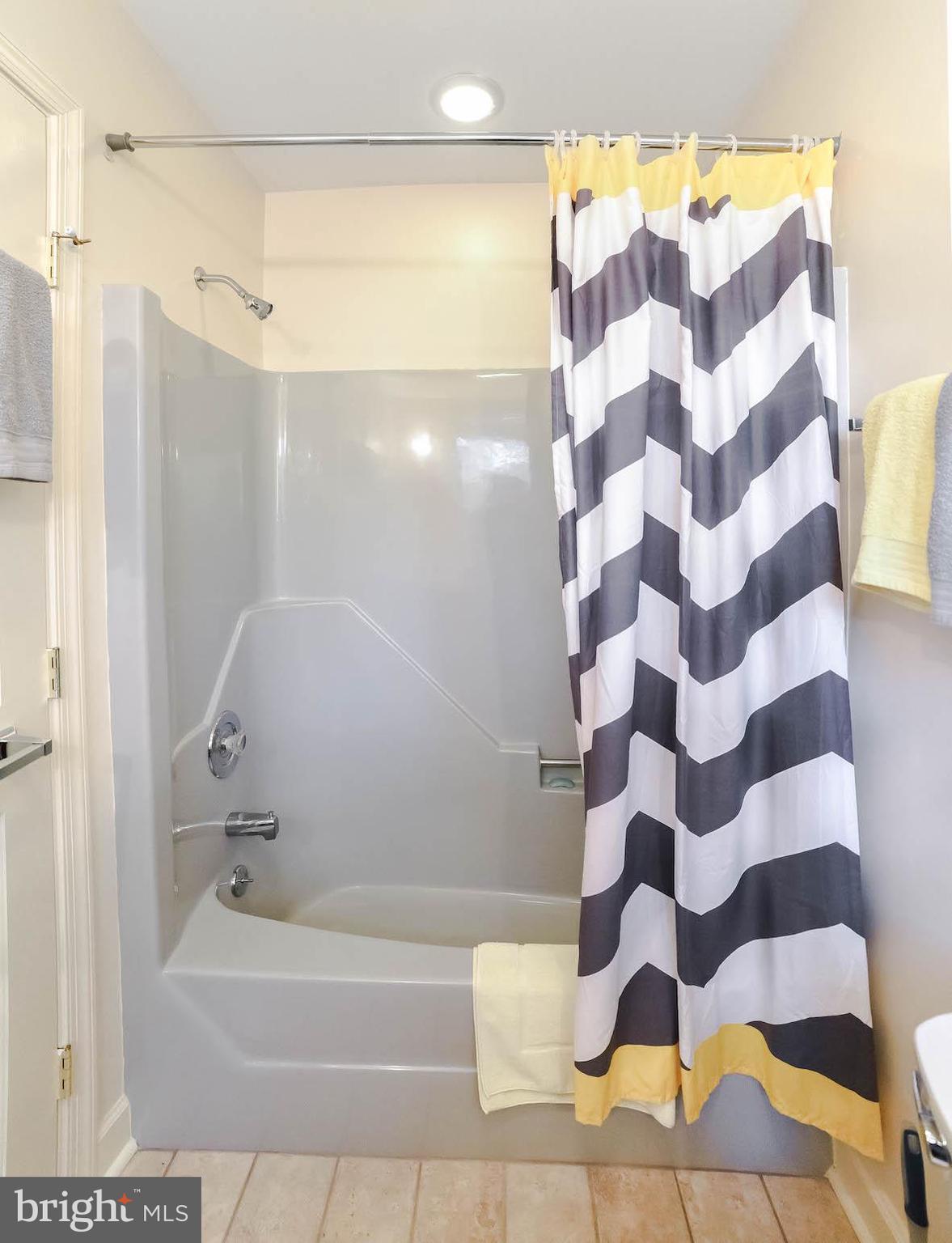 HALF PONE POINT - Residential