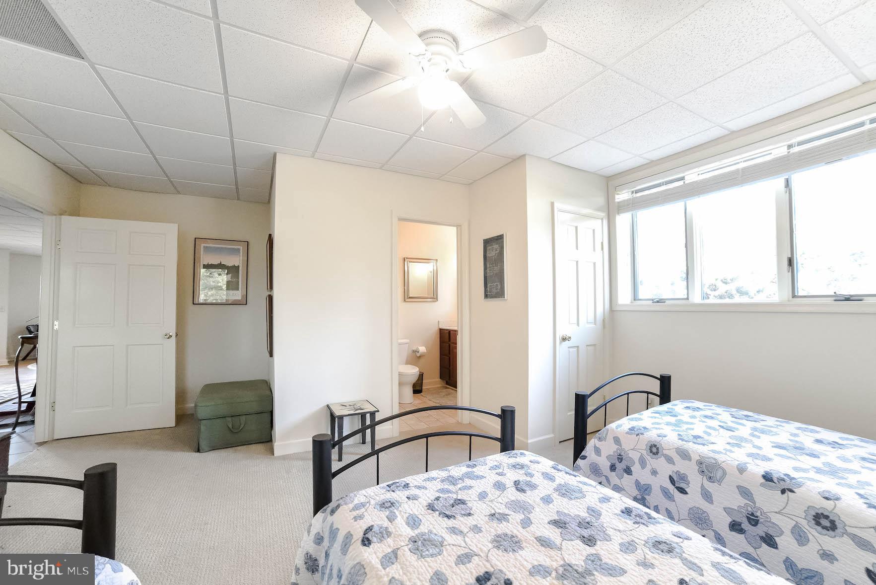 HALF PONE POINT - Residential