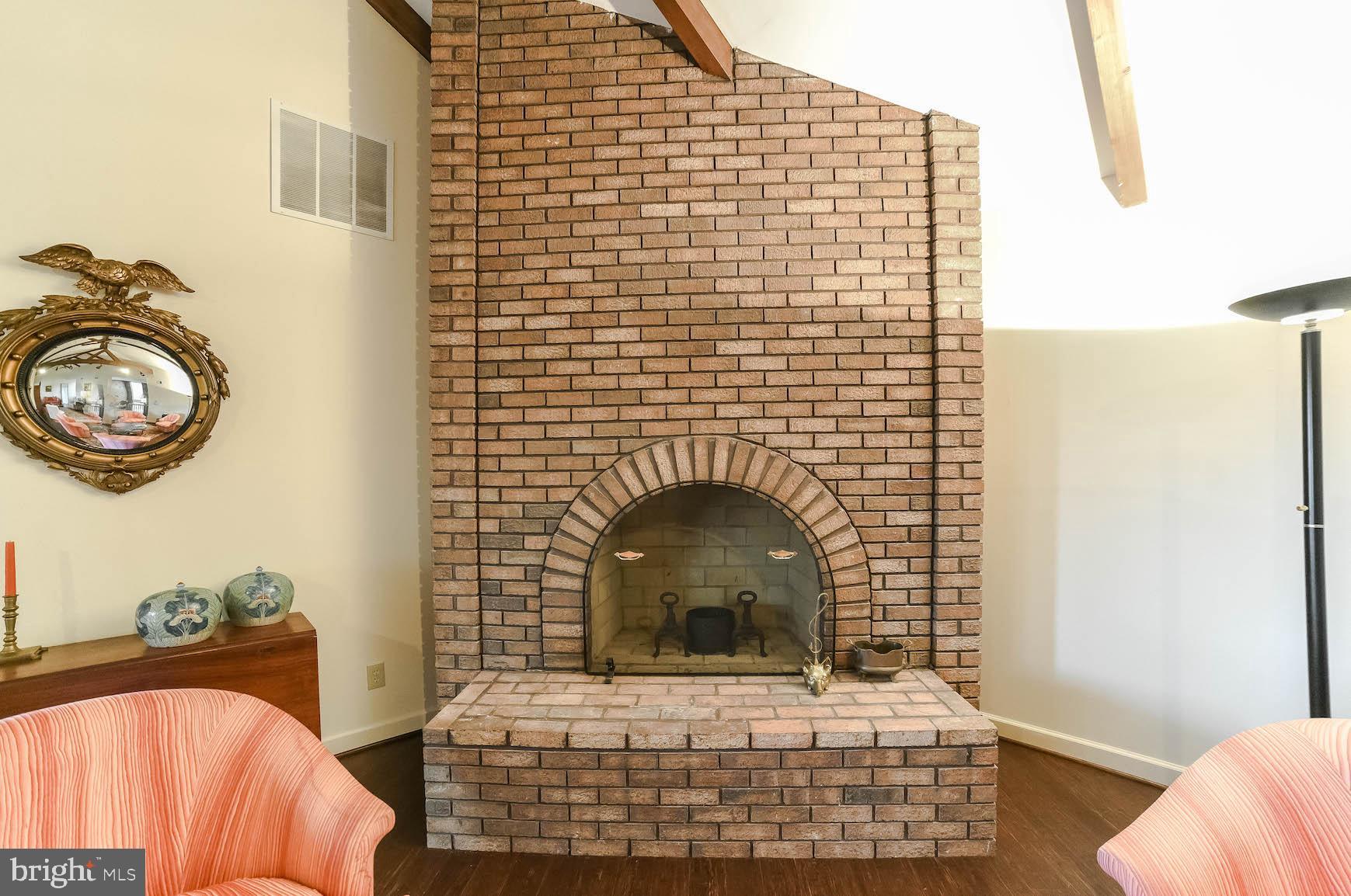 HALF PONE POINT - Residential