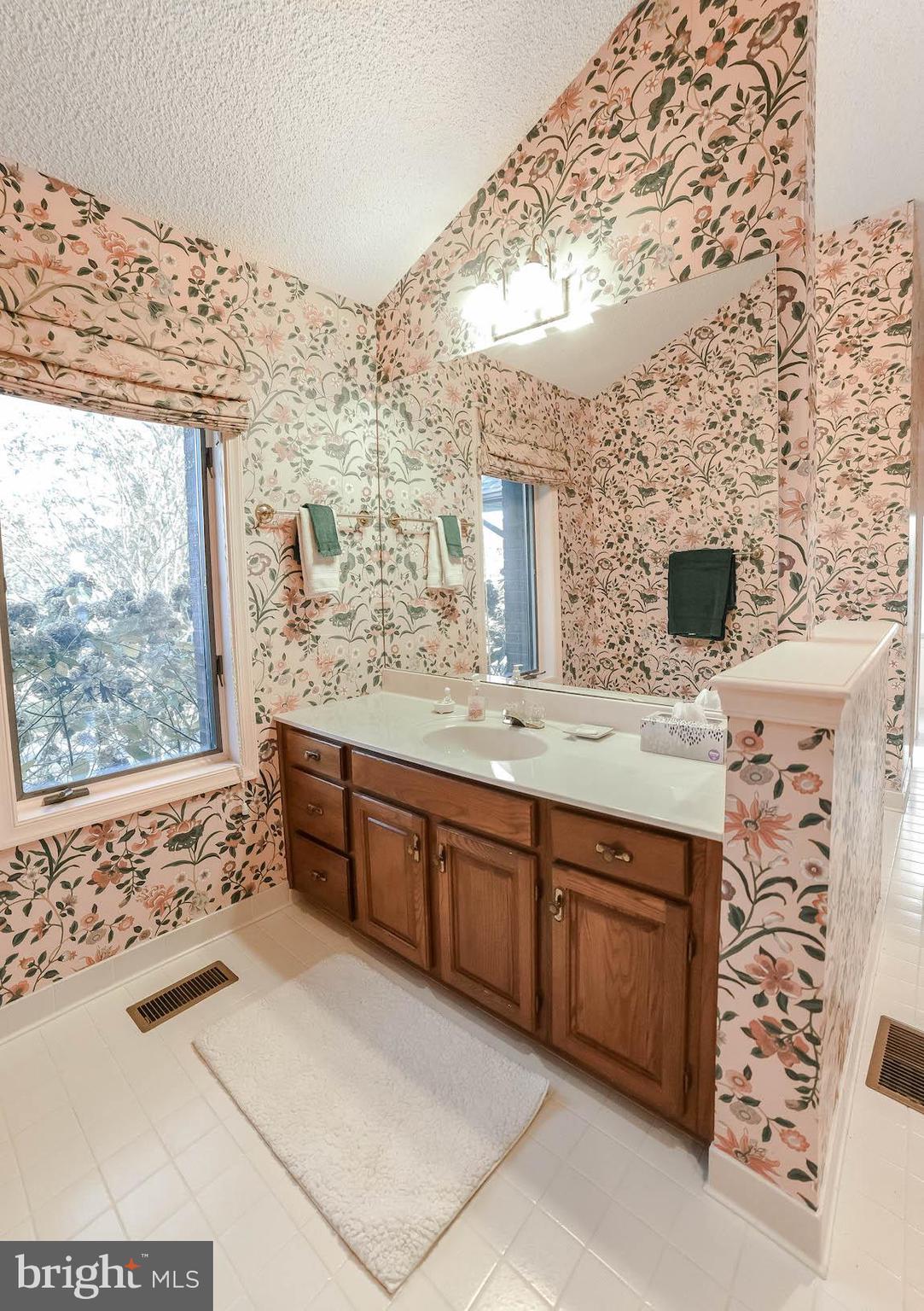 HALF PONE POINT - Residential