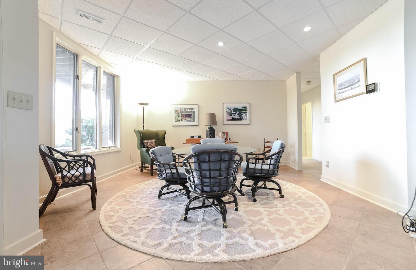 HALF PONE POINT - Residential