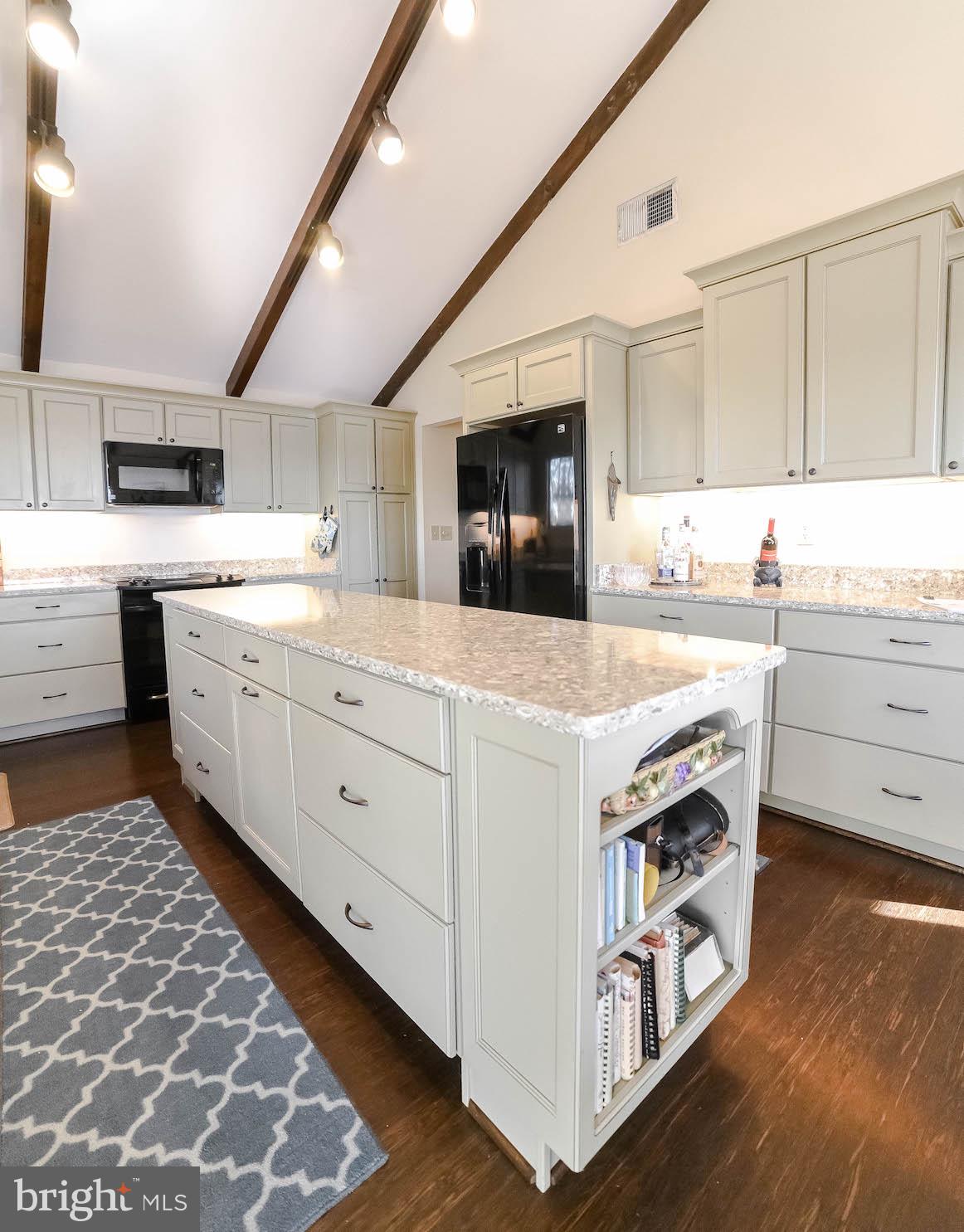 HALF PONE POINT - Residential