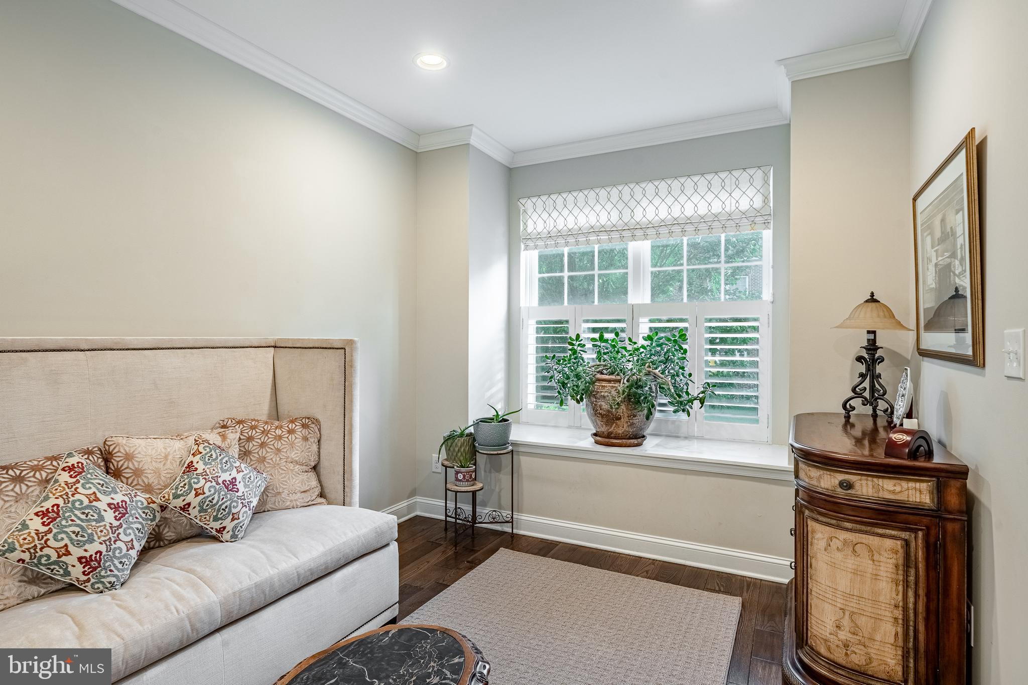 141 SPRING OAK DRIVE