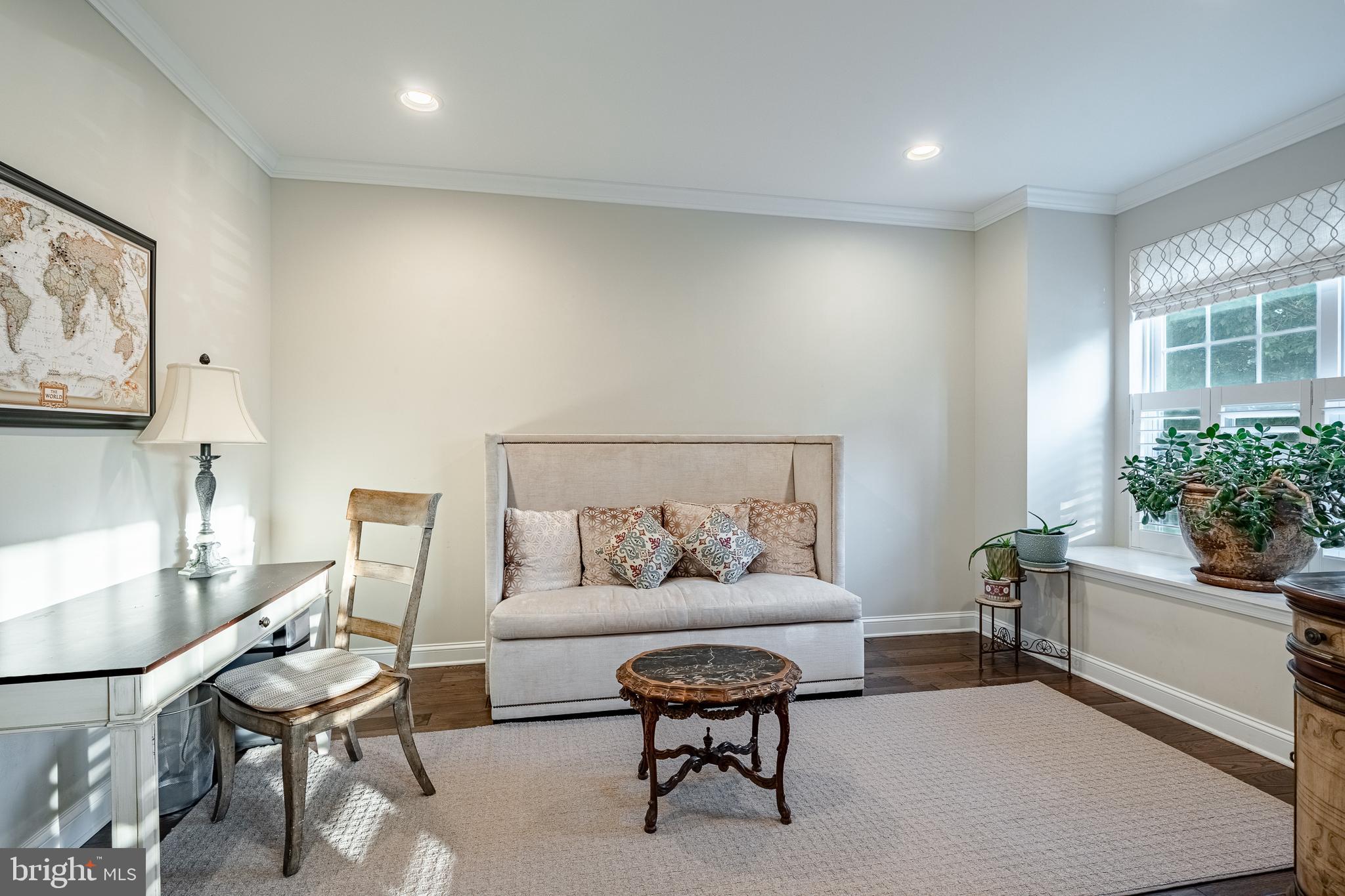 141 SPRING OAK DRIVE