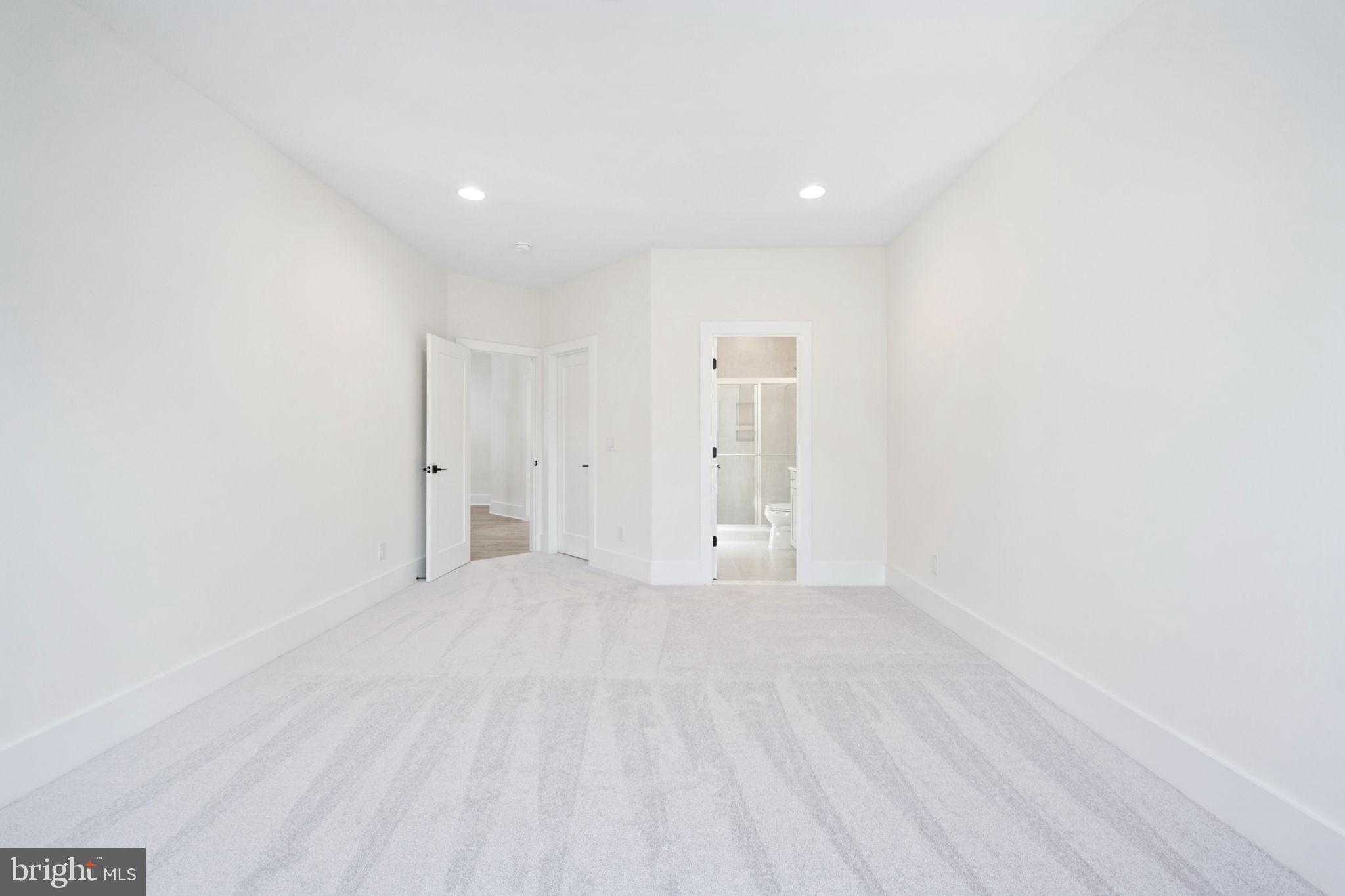 COBBDALE - Residential