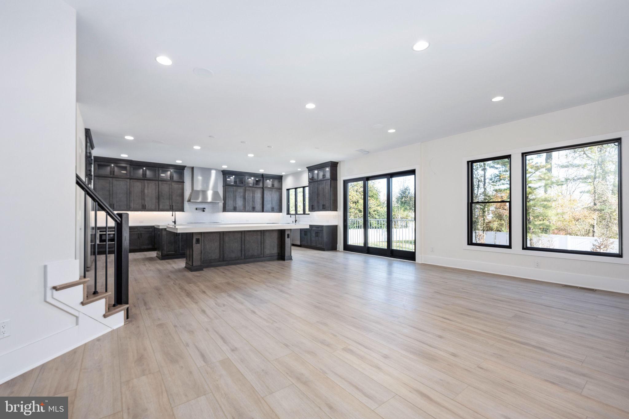 COBBDALE - Residential