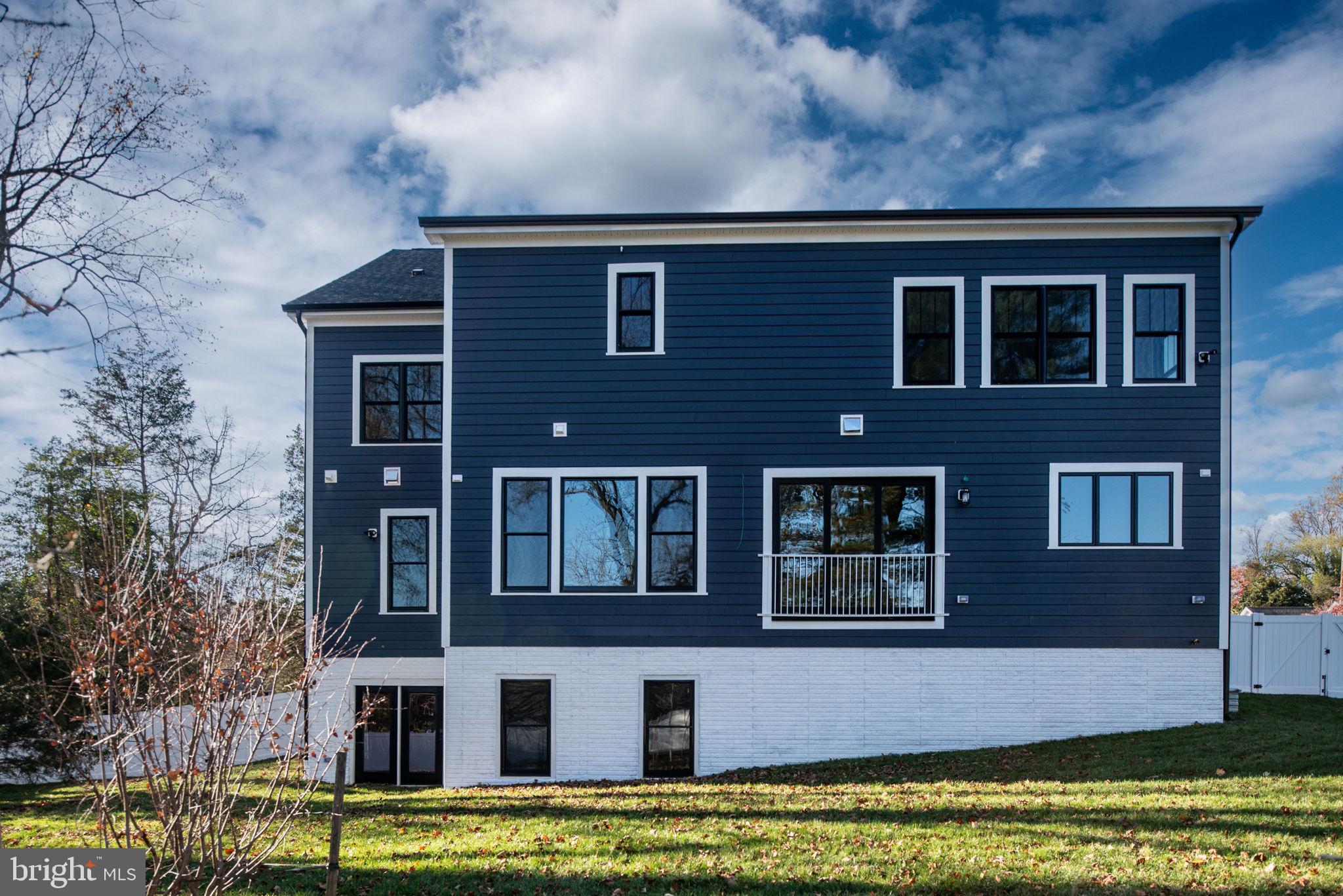 COBBDALE - Residential