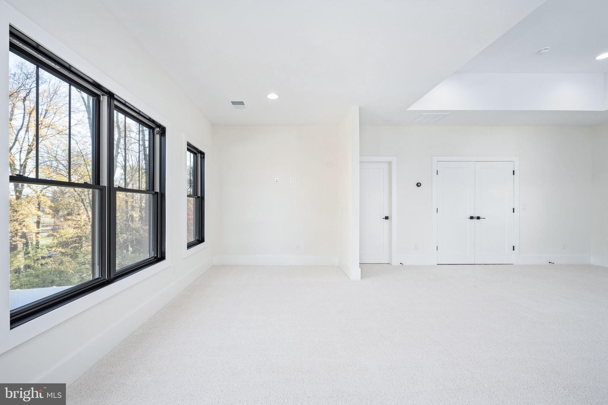 COBBDALE - Residential