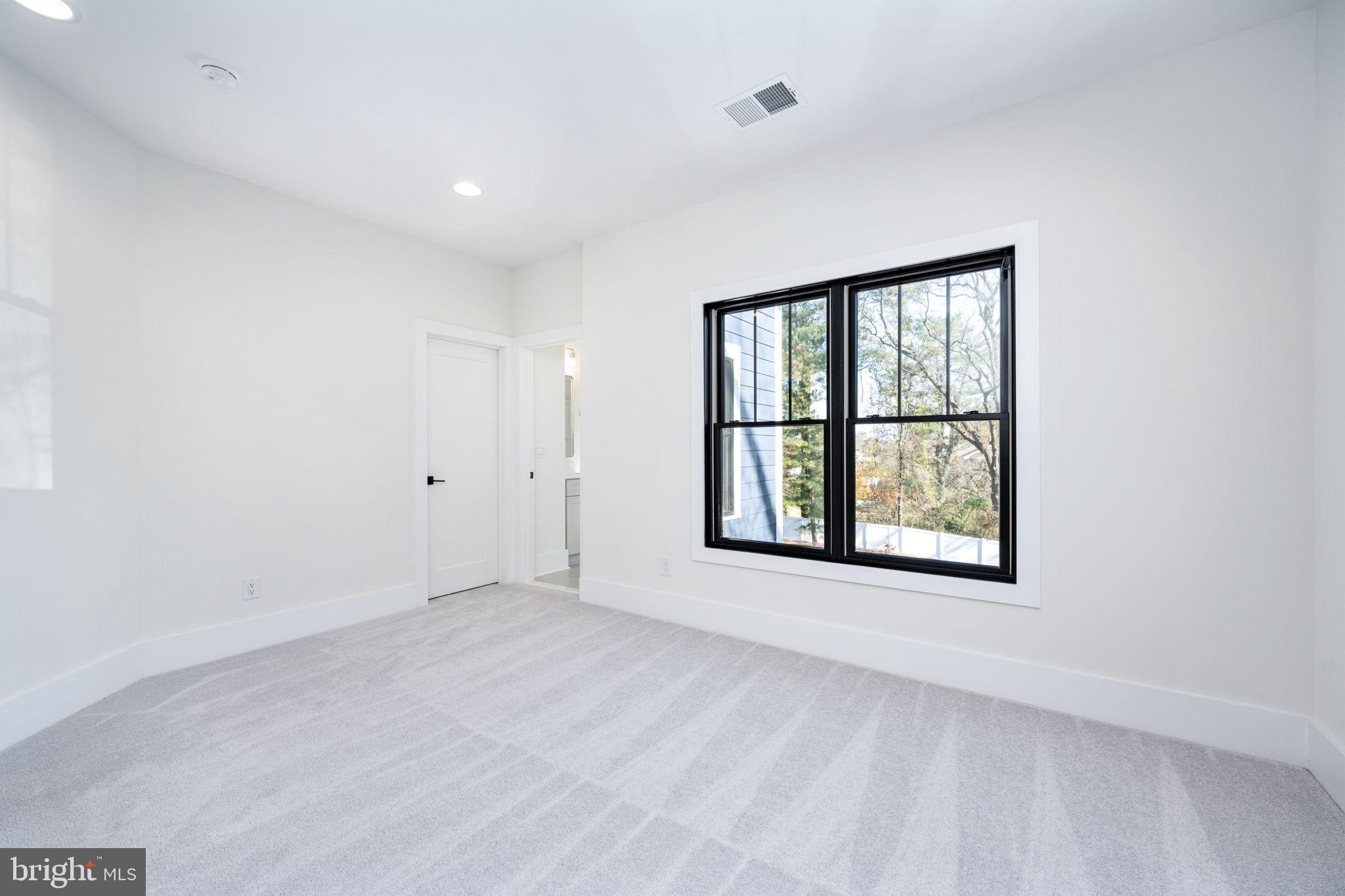 COBBDALE - Residential