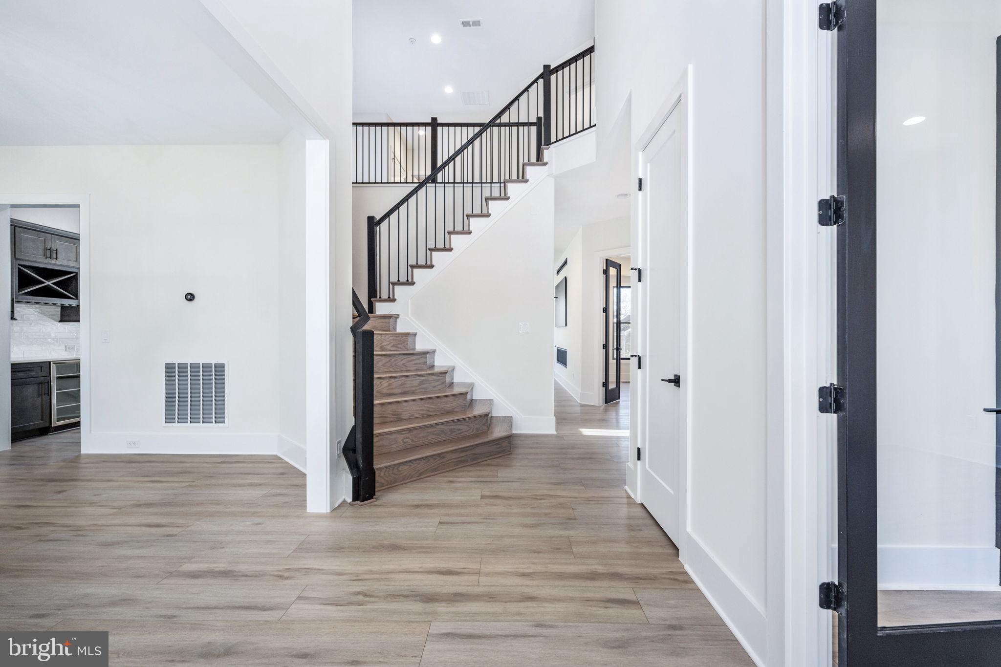 COBBDALE - Residential