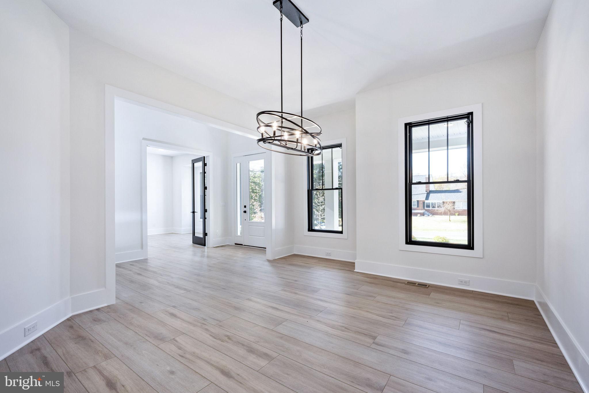 COBBDALE - Residential