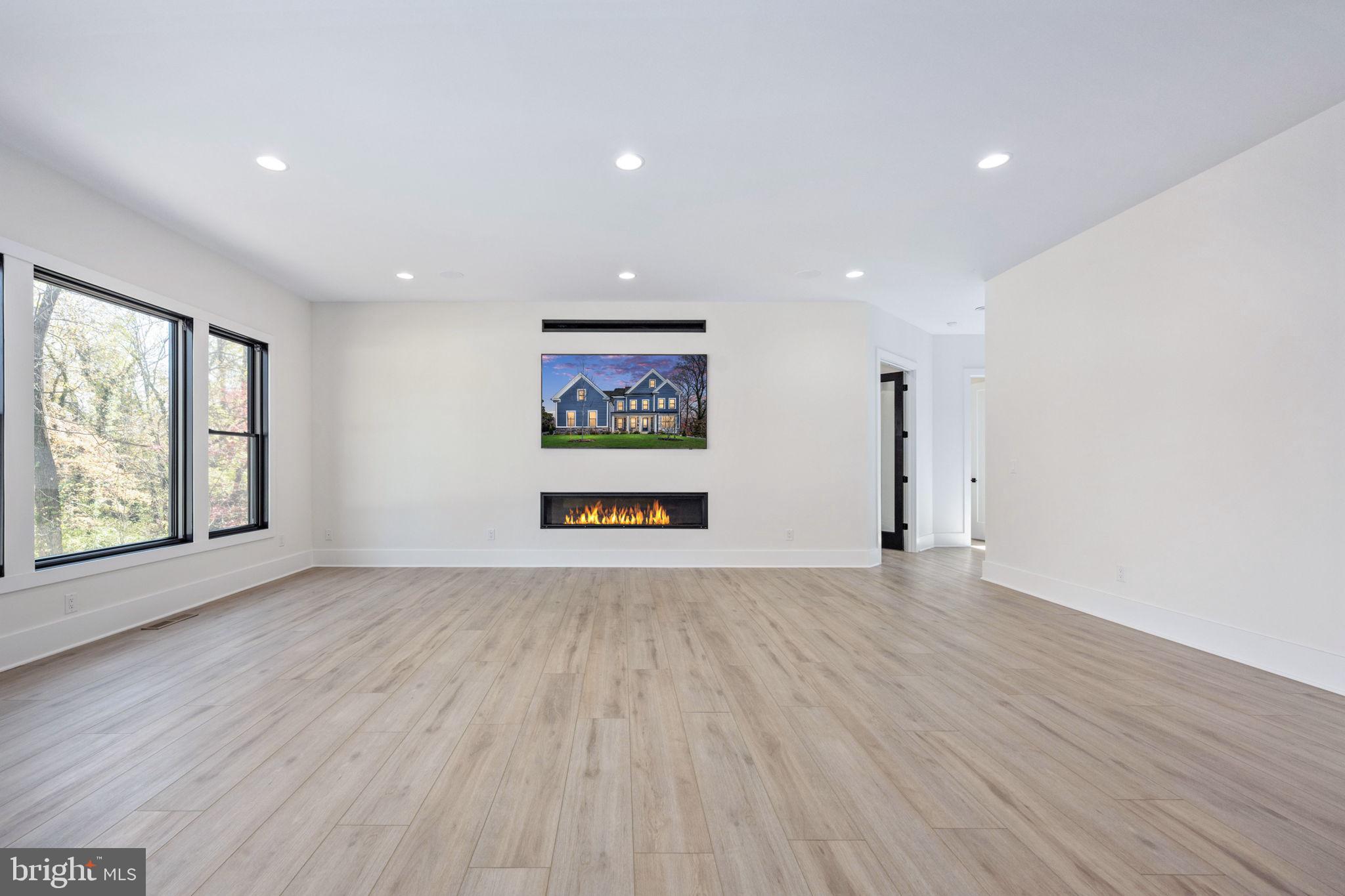 COBBDALE - Residential