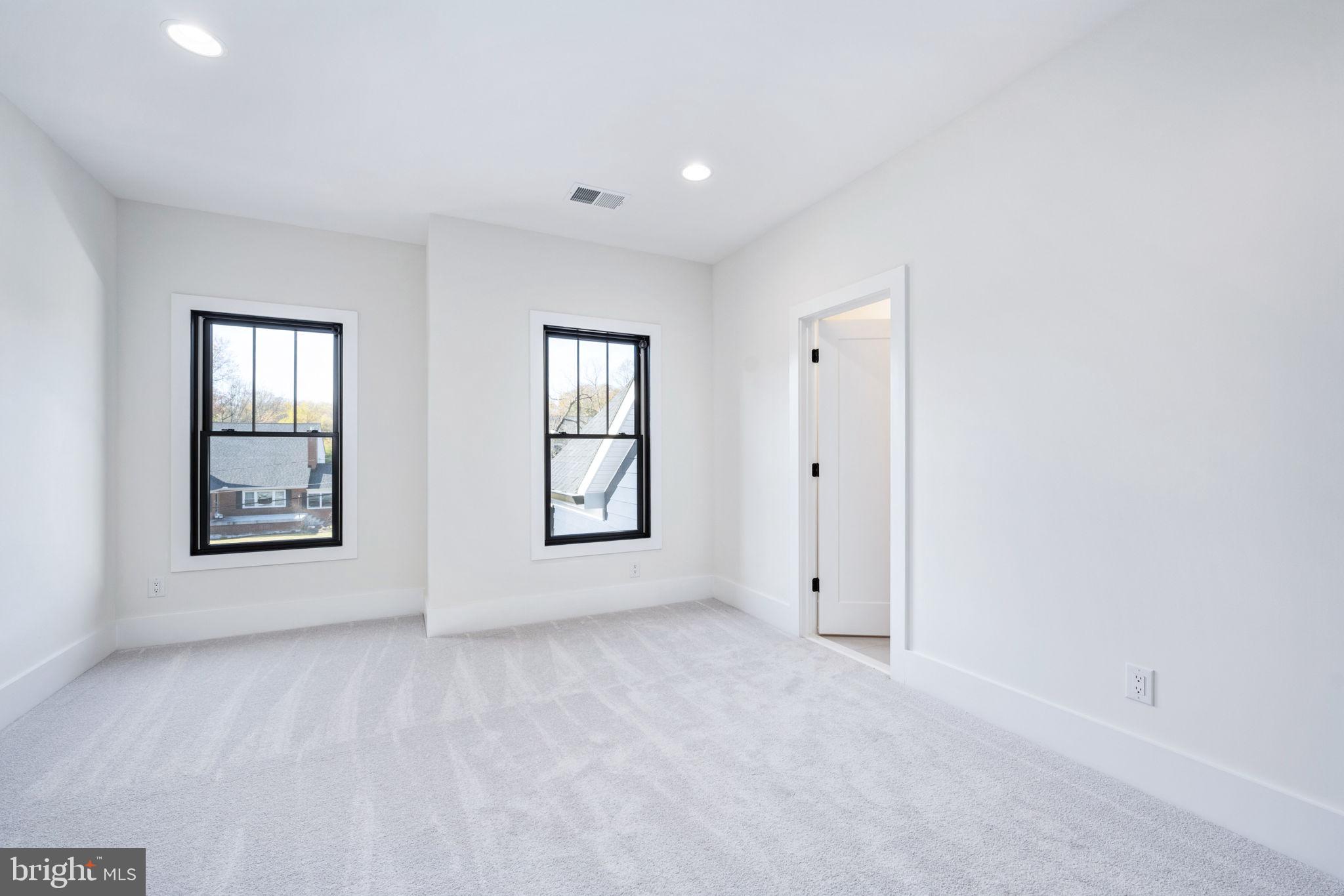 COBBDALE - Residential