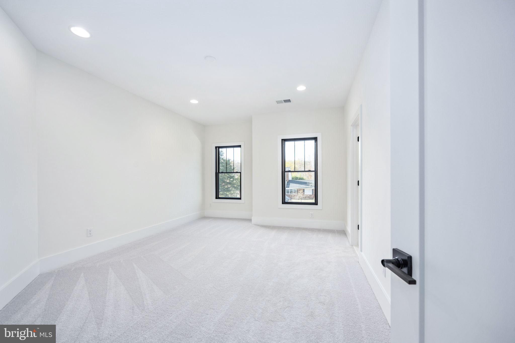 COBBDALE - Residential