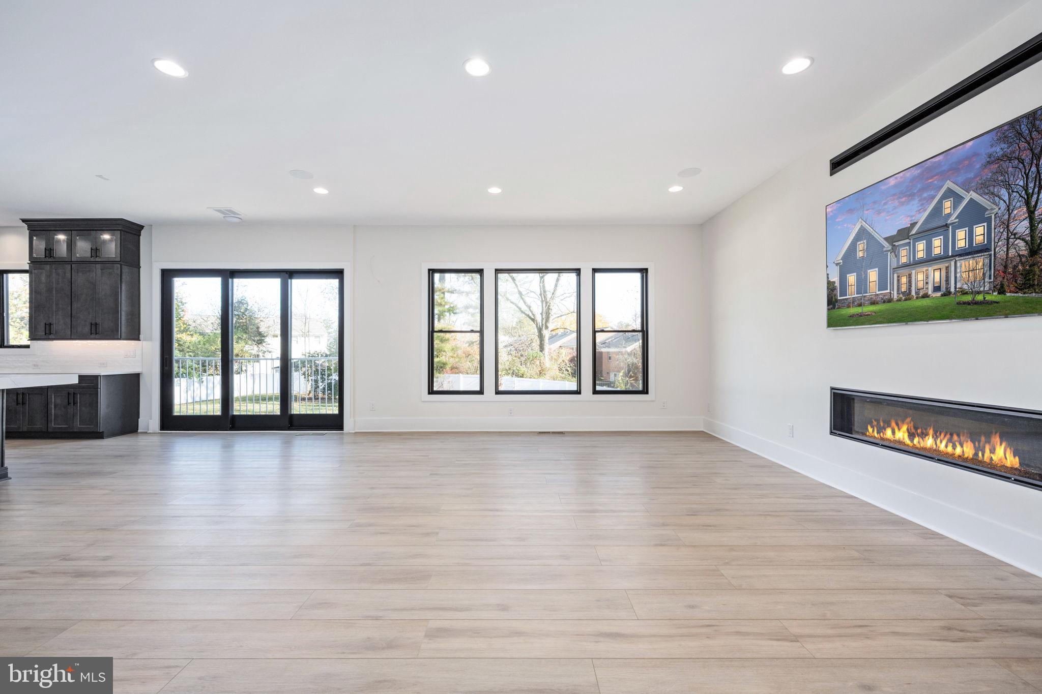 COBBDALE - Residential